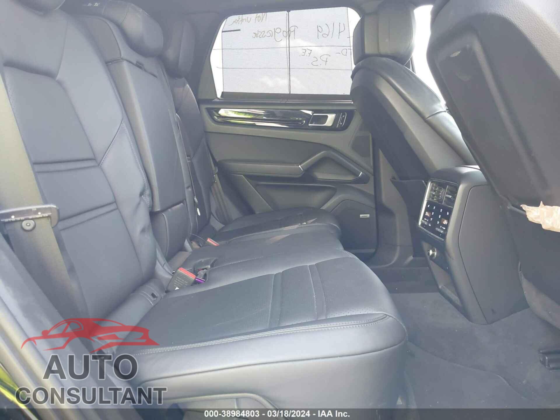 PORSCHE CAYENNE 2019 - WP1AB2AY4KDA65023