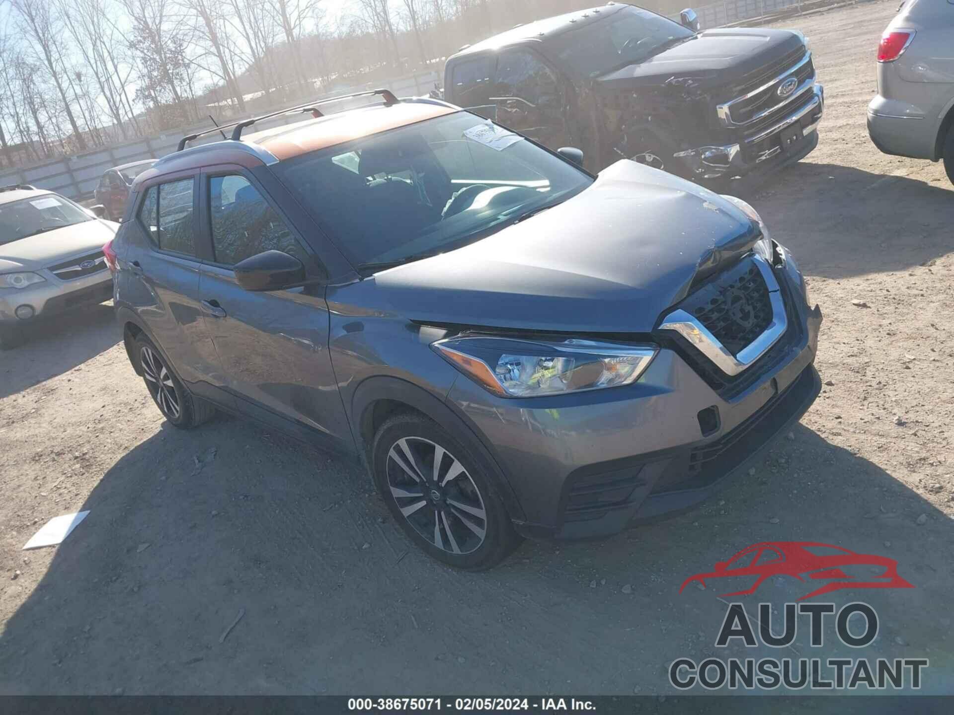 NISSAN KICKS 2018 - 3N1CP5CU5JL525633