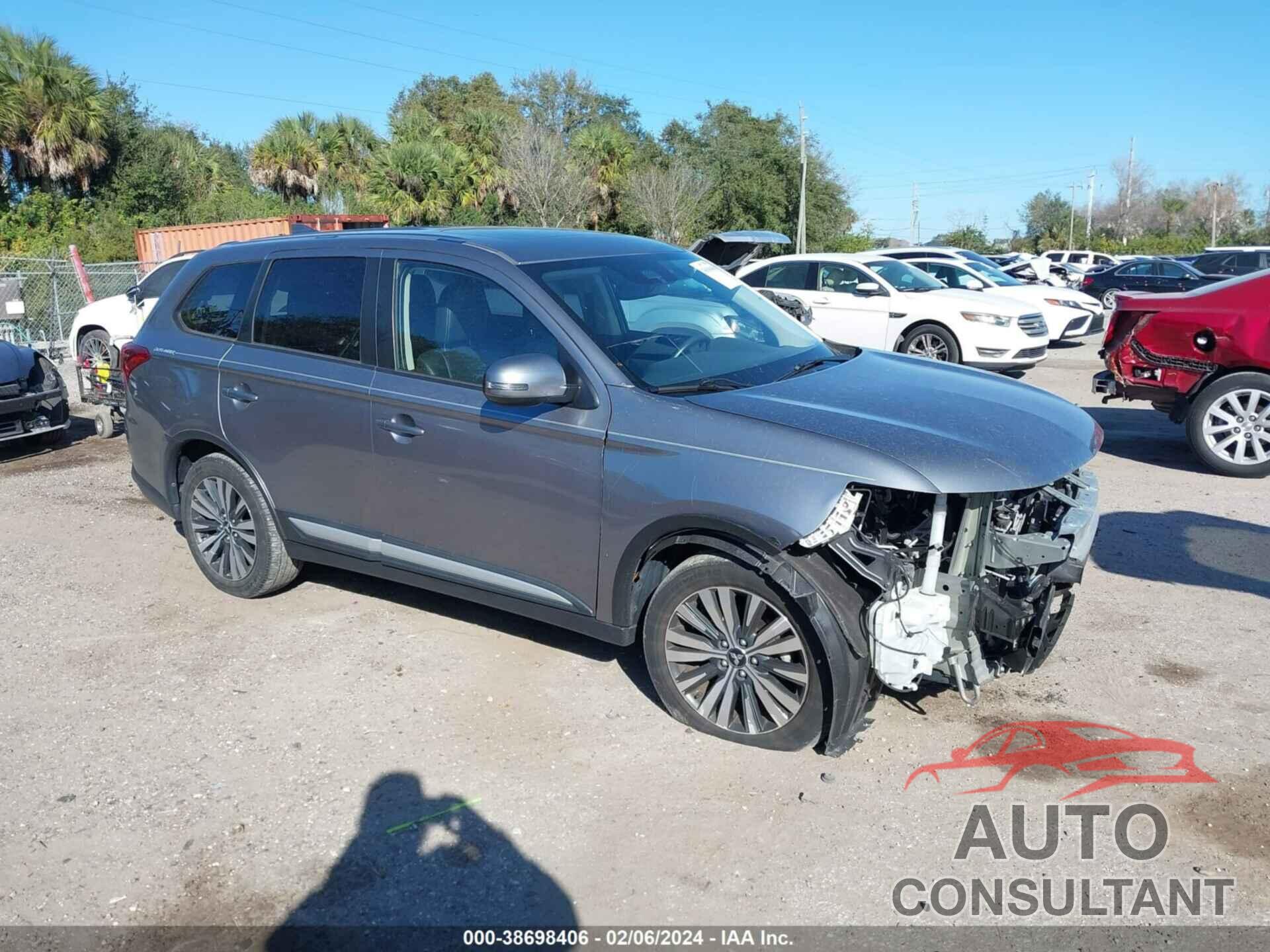 MITSUBISHI OUTLANDER 2020 - JA4AD3A30LZ015773