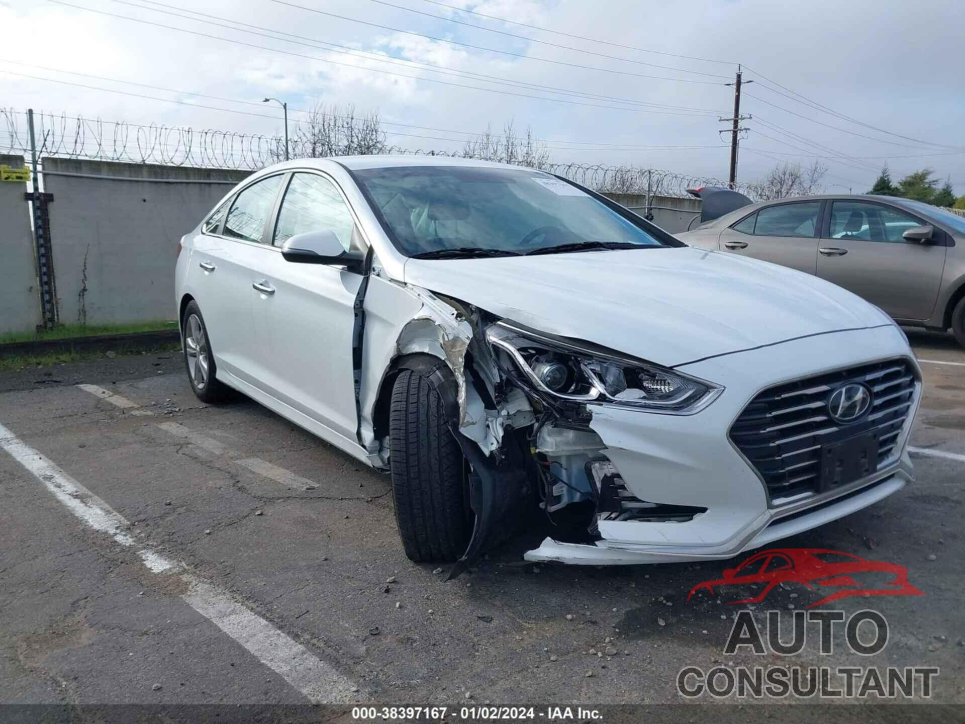 HYUNDAI SONATA 2018 - 5NPE34AF8JH610594