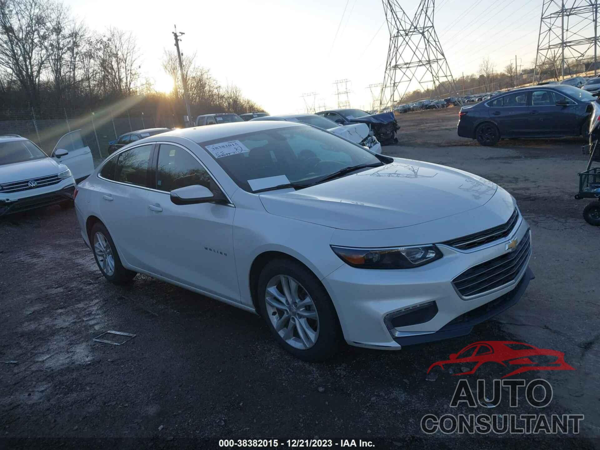 CHEVROLET MALIBU 2017 - 1G1ZE5ST5HF203741