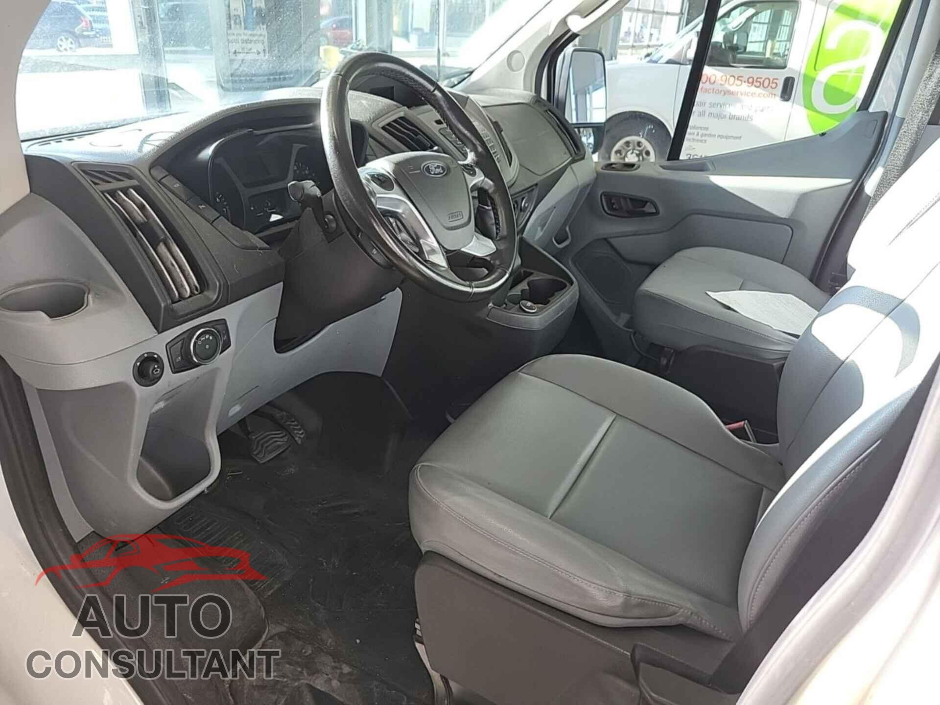 FORD TRANSIT-250 2017 - 1FTYR1YM2HKB36412