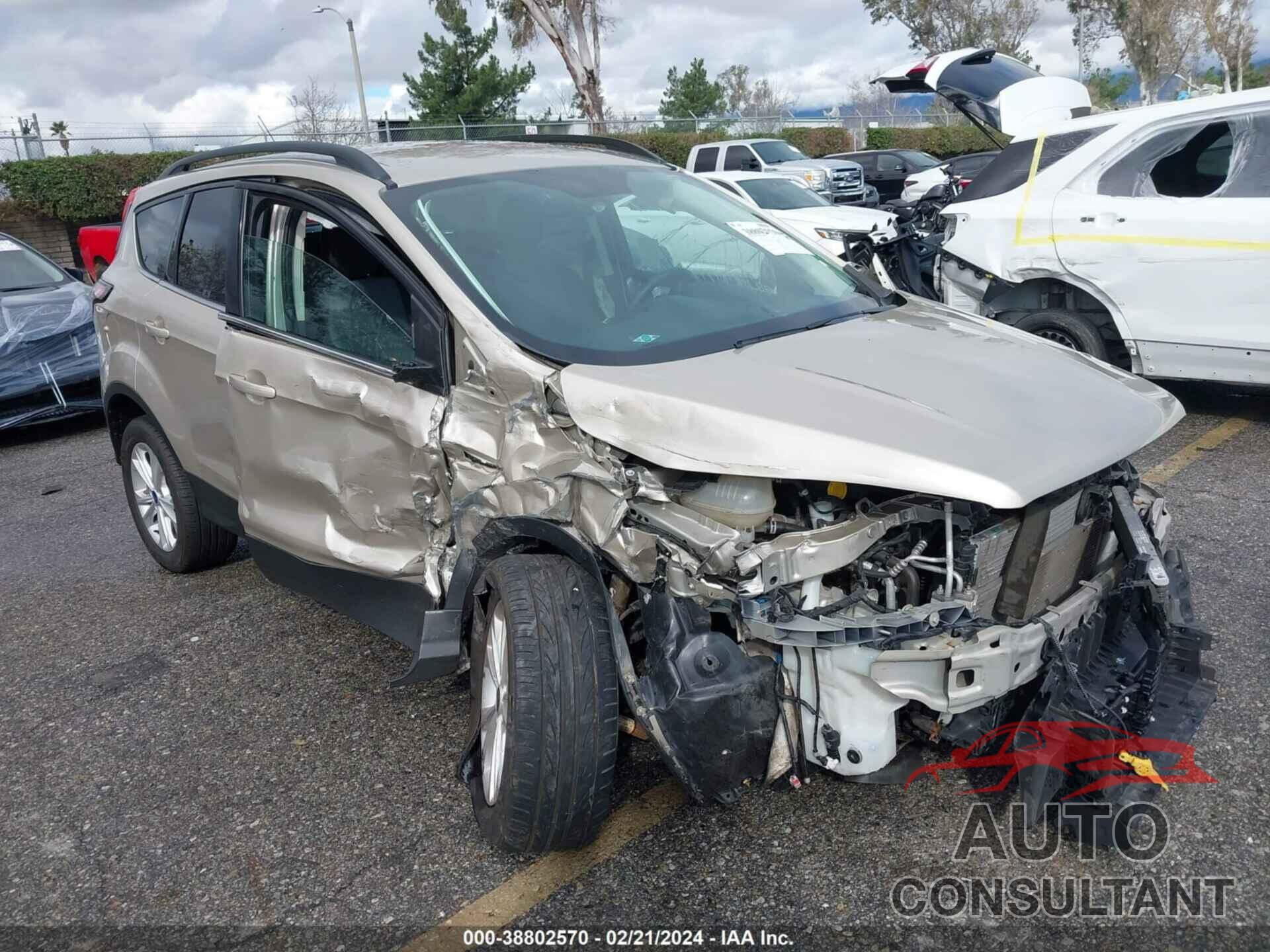 FORD ESCAPE 2018 - 1FMCU9GD0JUB66863