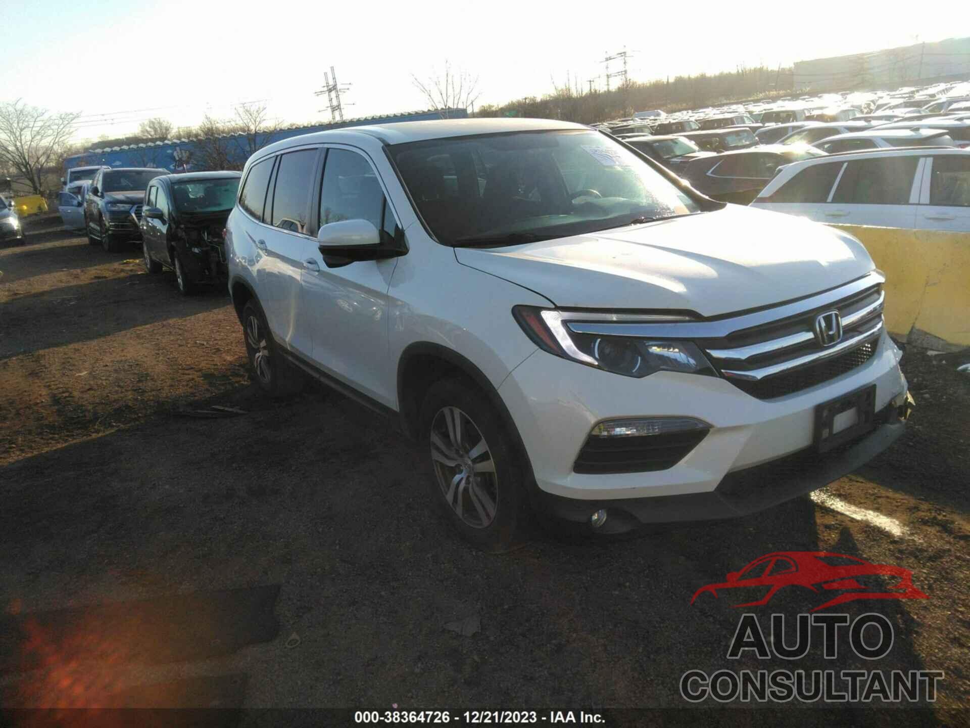HONDA PILOT 2018 - 5FNYF6H33JB066046