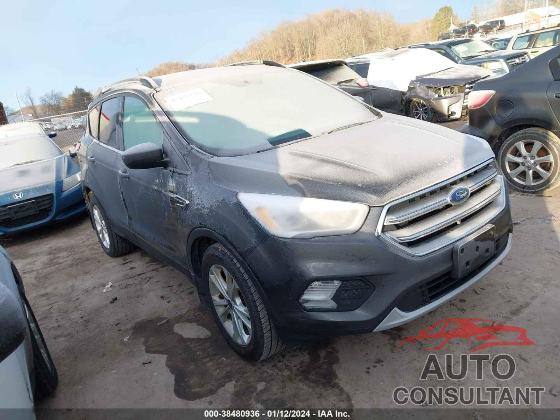 FORD ESCAPE 2017 - 1FMCU0GD9HUC08887