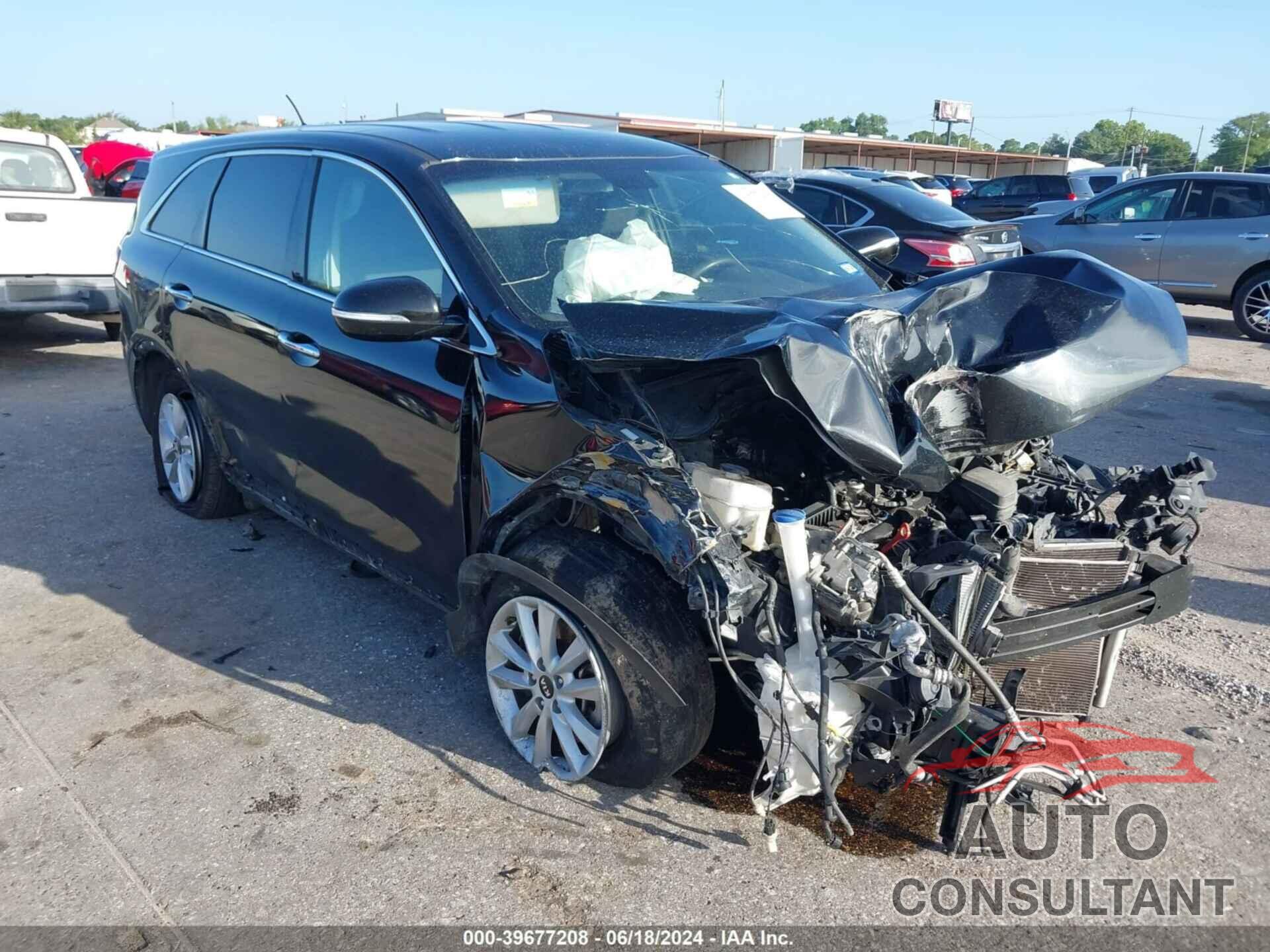 KIA SORENTO 2019 - 5XYPG4A34KG579520