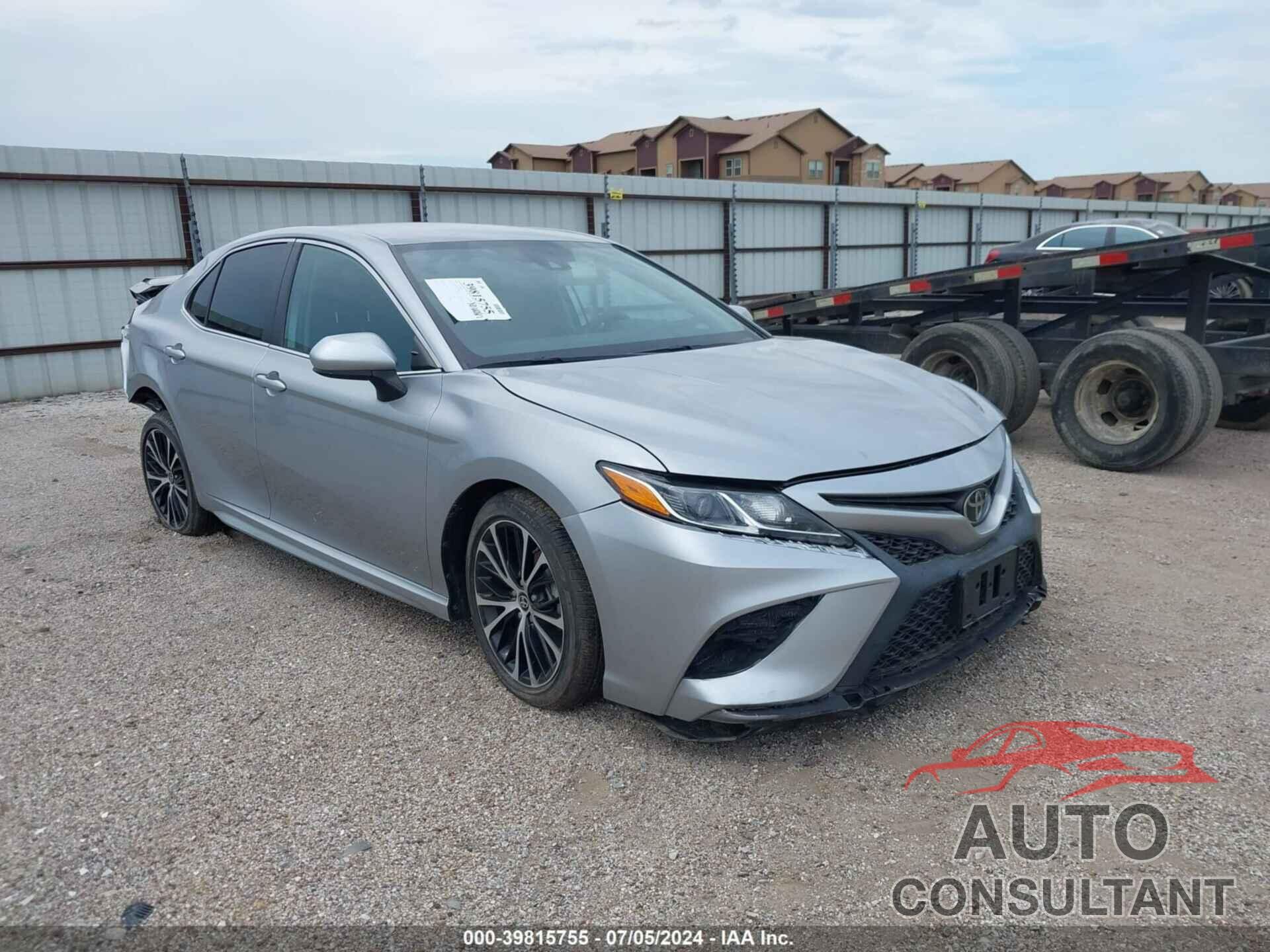 TOYOTA CAMRY 2020 - 4T1G11AK0LU951941