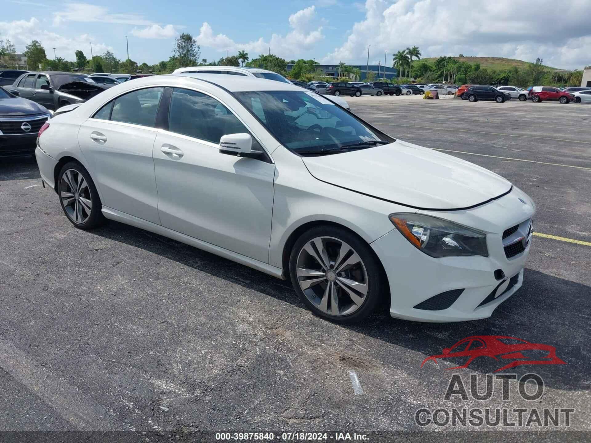 MERCEDES-BENZ CLA 250 2016 - WDDSJ4EB5GN330842