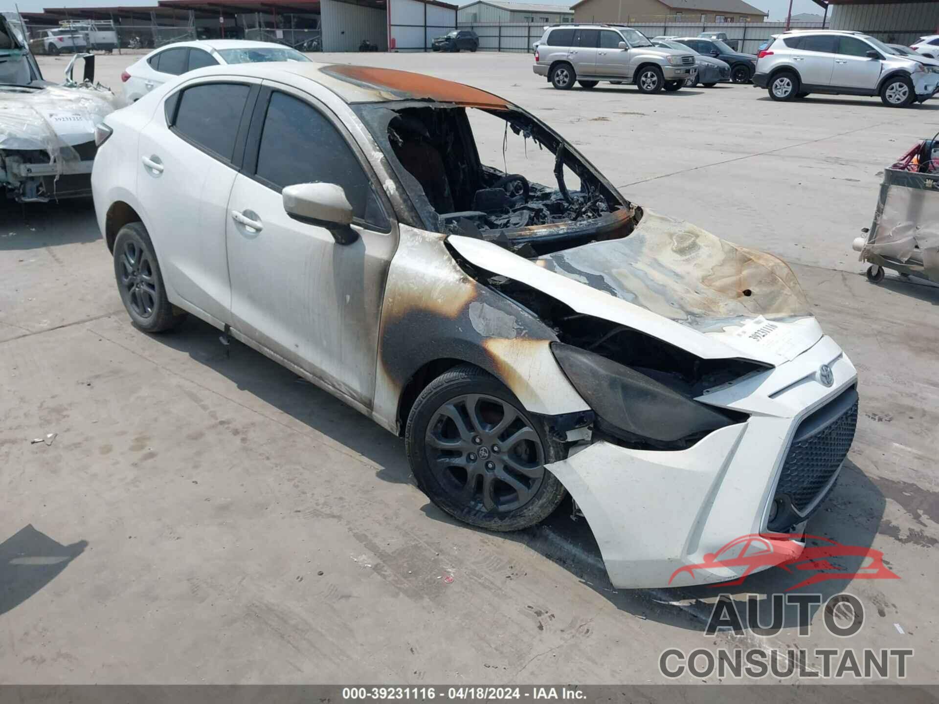TOYOTA YARIS 2019 - 3MYDLBYV6KY503997