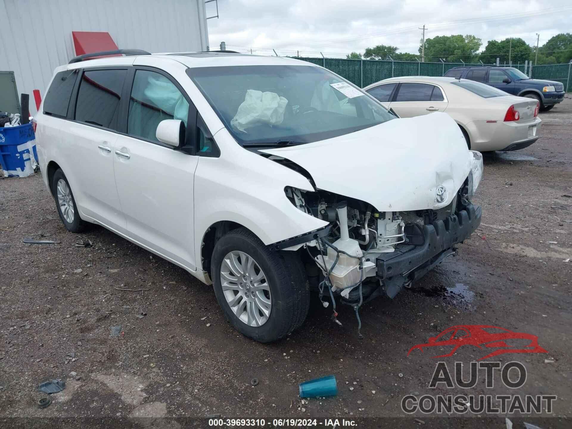 TOYOTA SIENNA 2017 - 5TDYZ3DC8HS843323