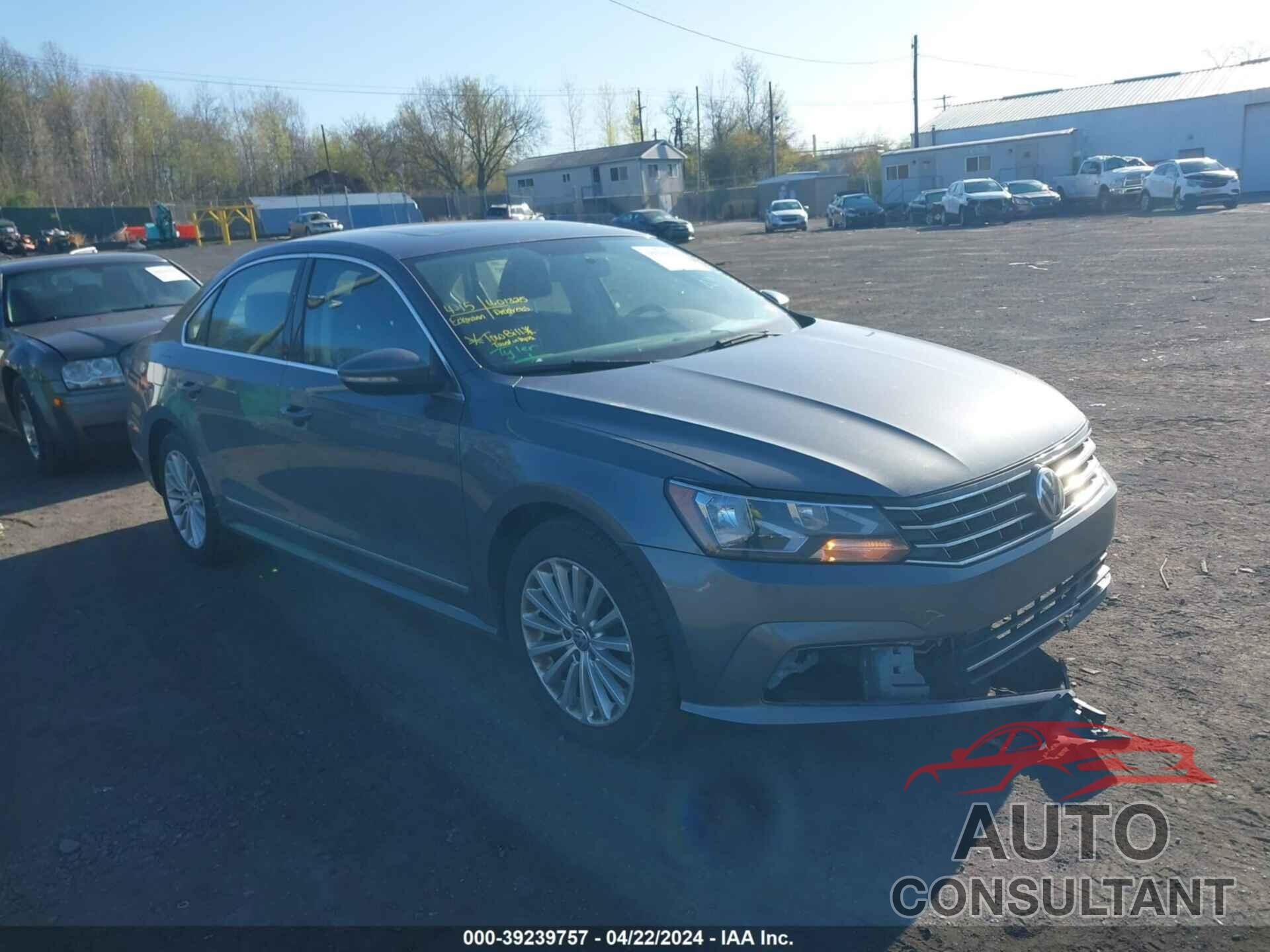 VOLKSWAGEN PASSAT 2017 - 1VWBT7A35HC072966