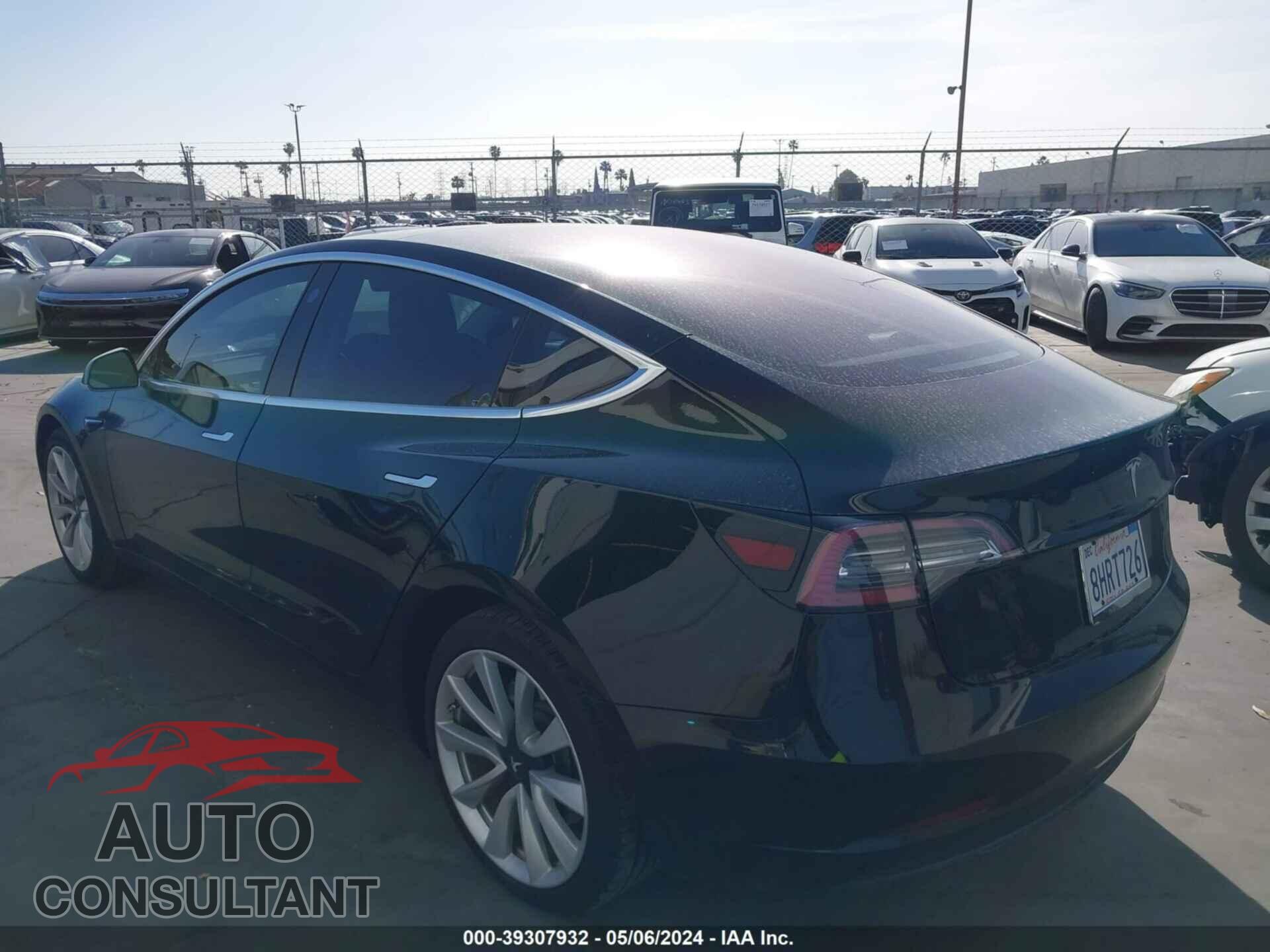 TESLA MODEL 3 2018 - 5YJ3E1EA6JF176186