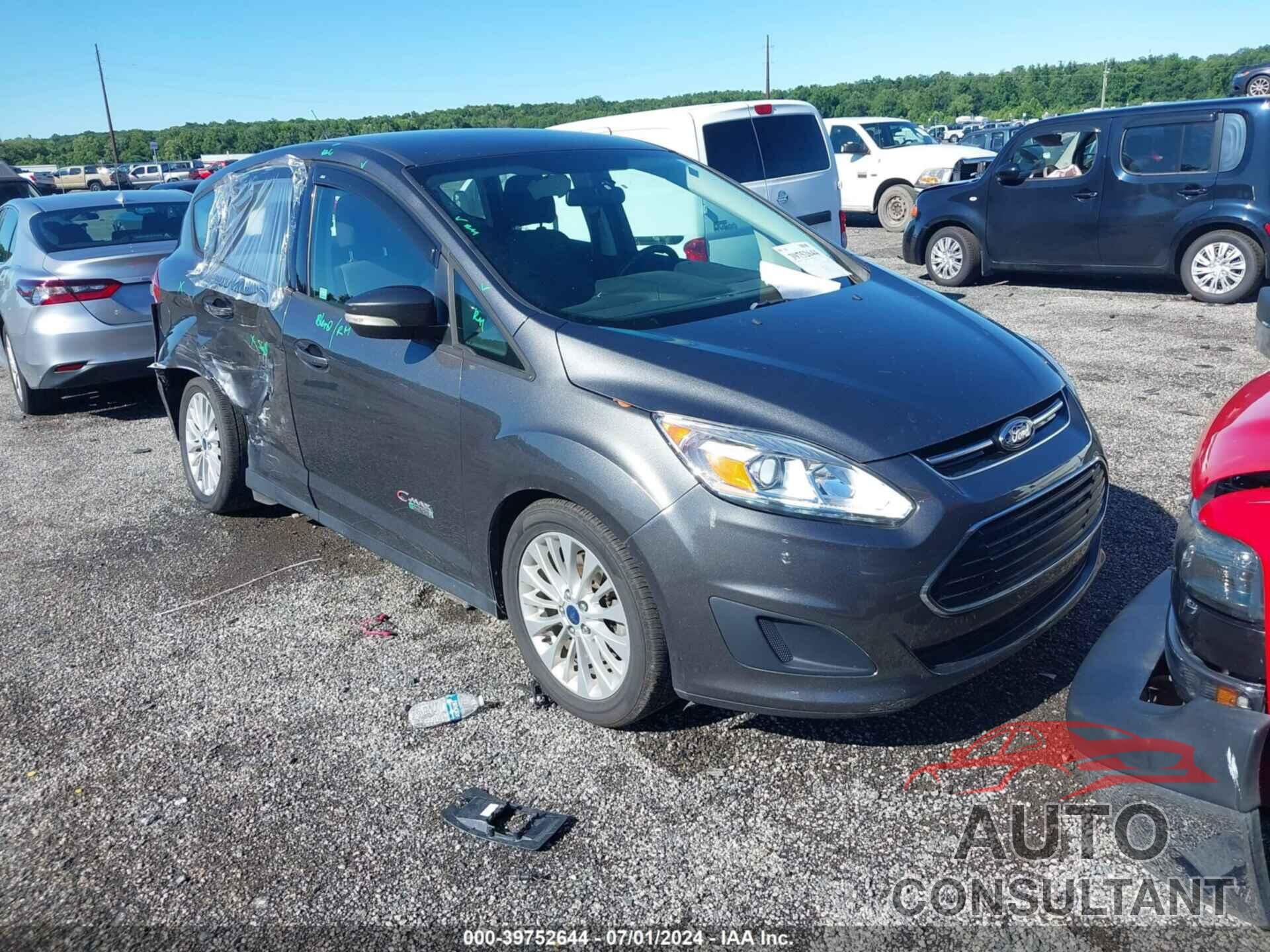 FORD C-MAX ENERGI 2017 - 1FADP5EU3HL112832