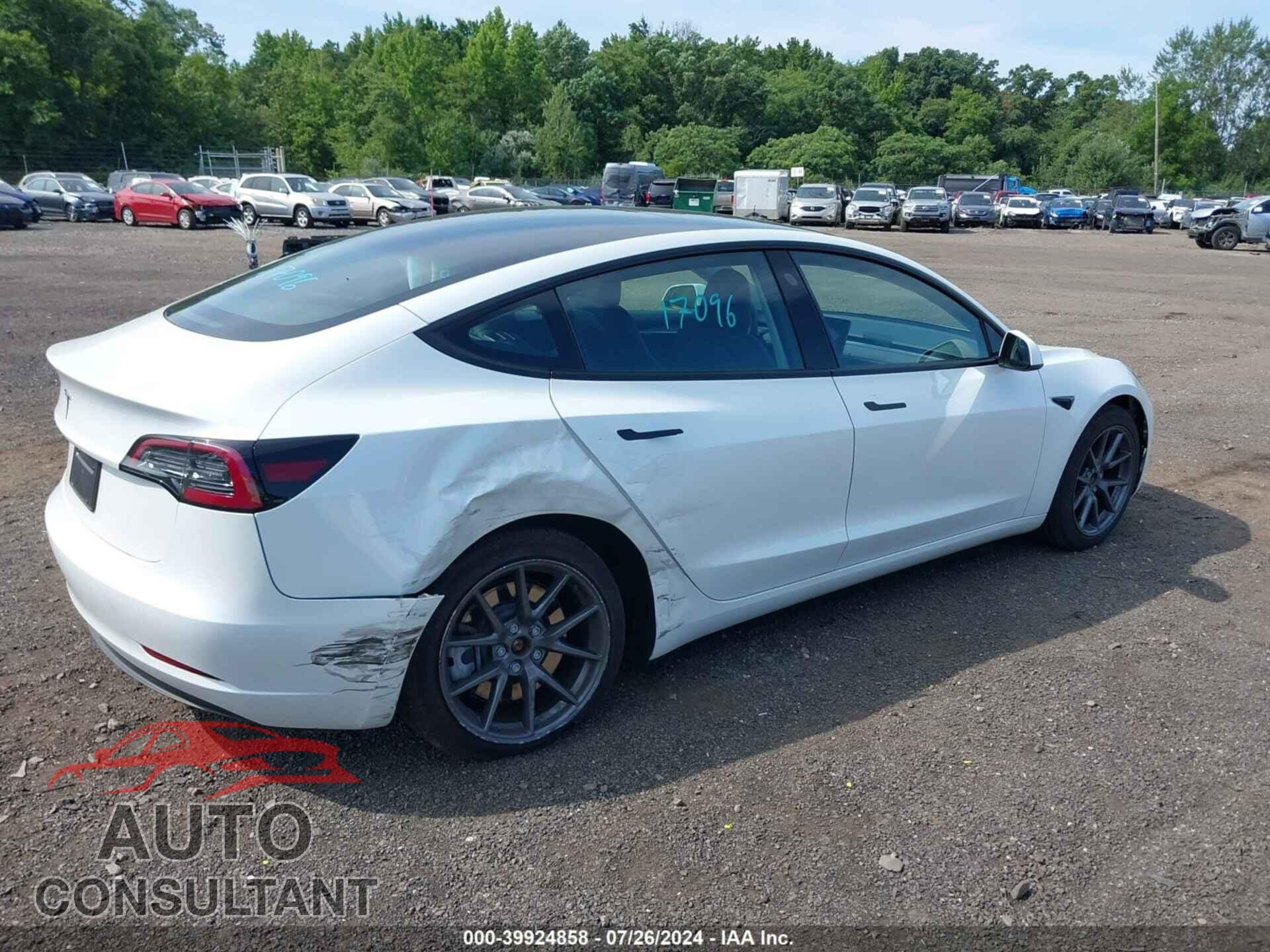 TESLA MODEL 3 2023 - 5YJ3E1EA5PF579066