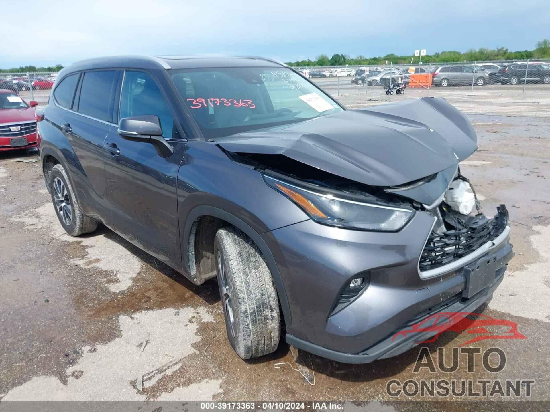 TOYOTA HIGHLANDER 2022 - 5TDGZRAH5NS121317