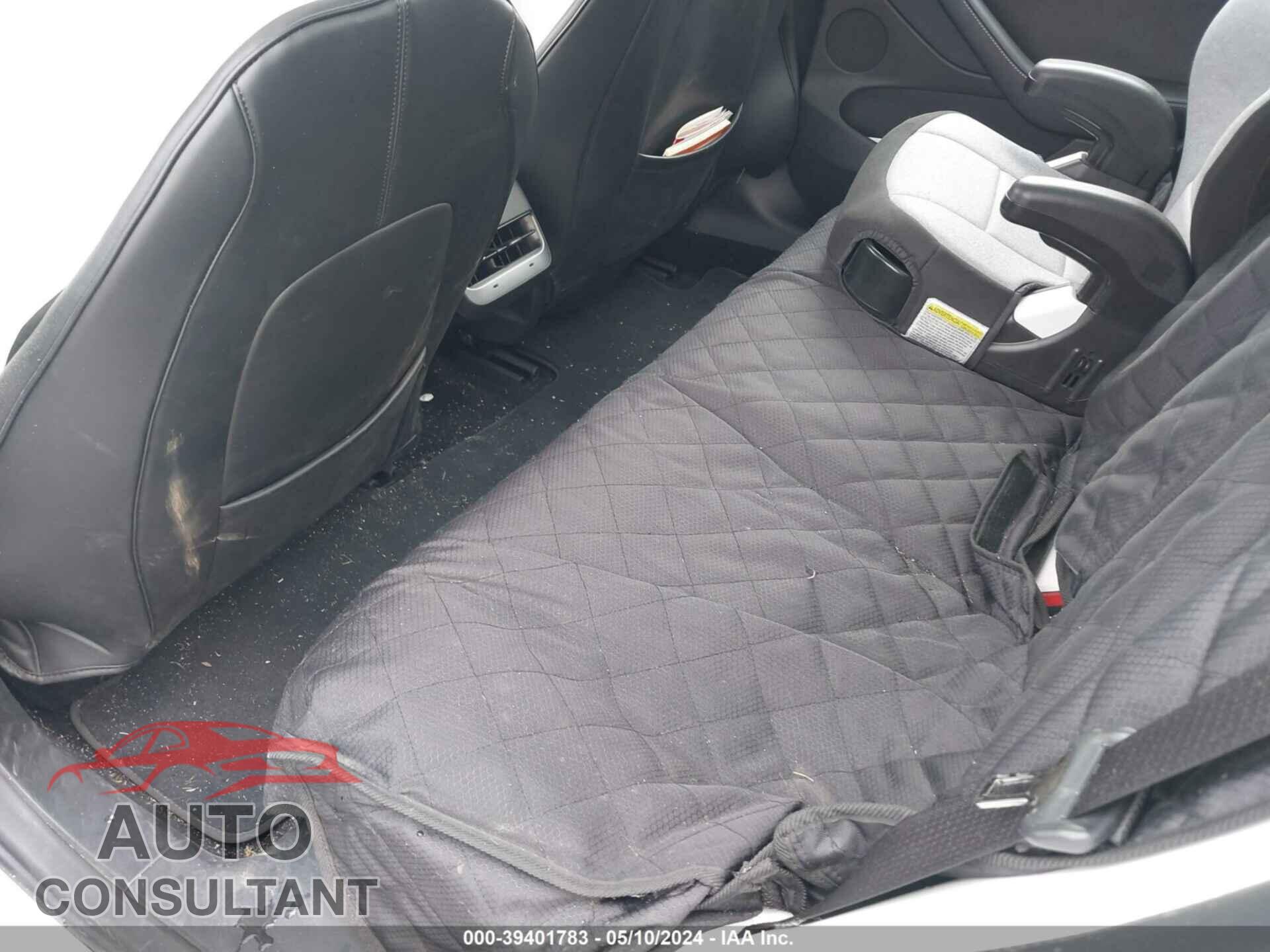TESLA MODEL 3 2022 - 5YJ3E1EB8NF262808