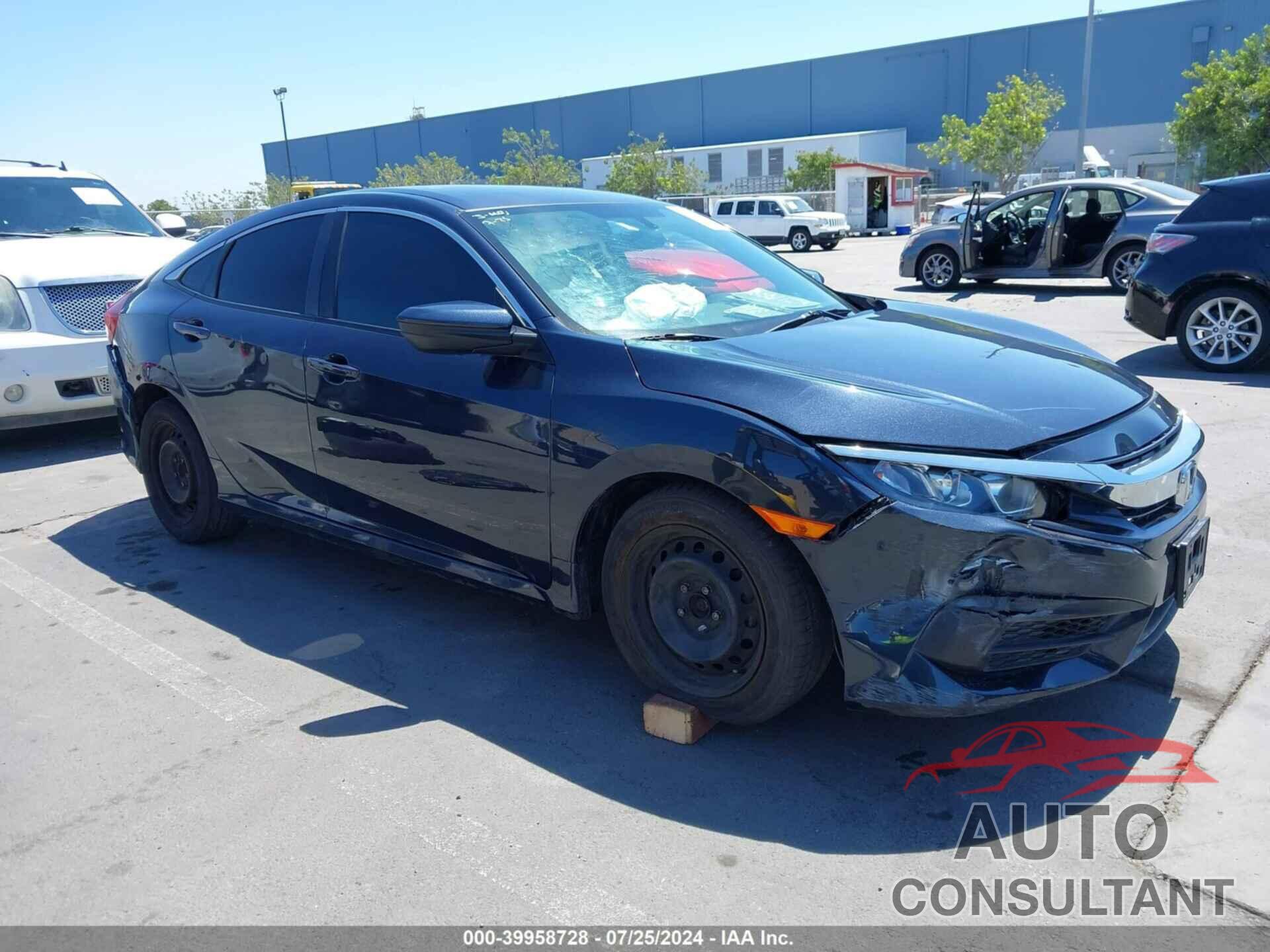 HONDA CIVIC 2018 - 2HGFC2F55JH516546