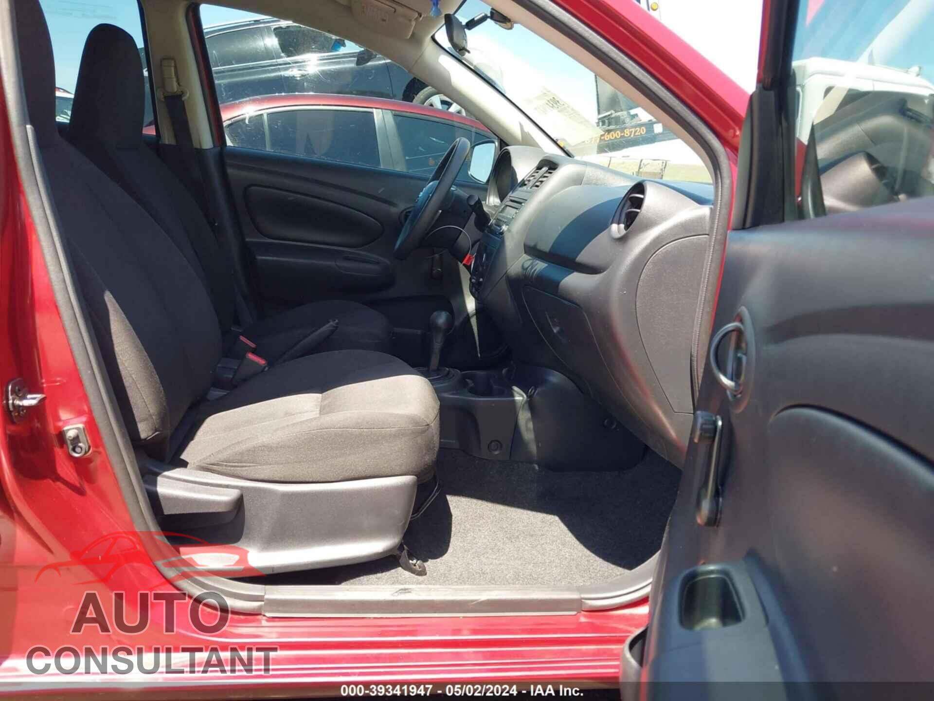NISSAN VERSA 2017 - 3N1CN7AP3HL885105