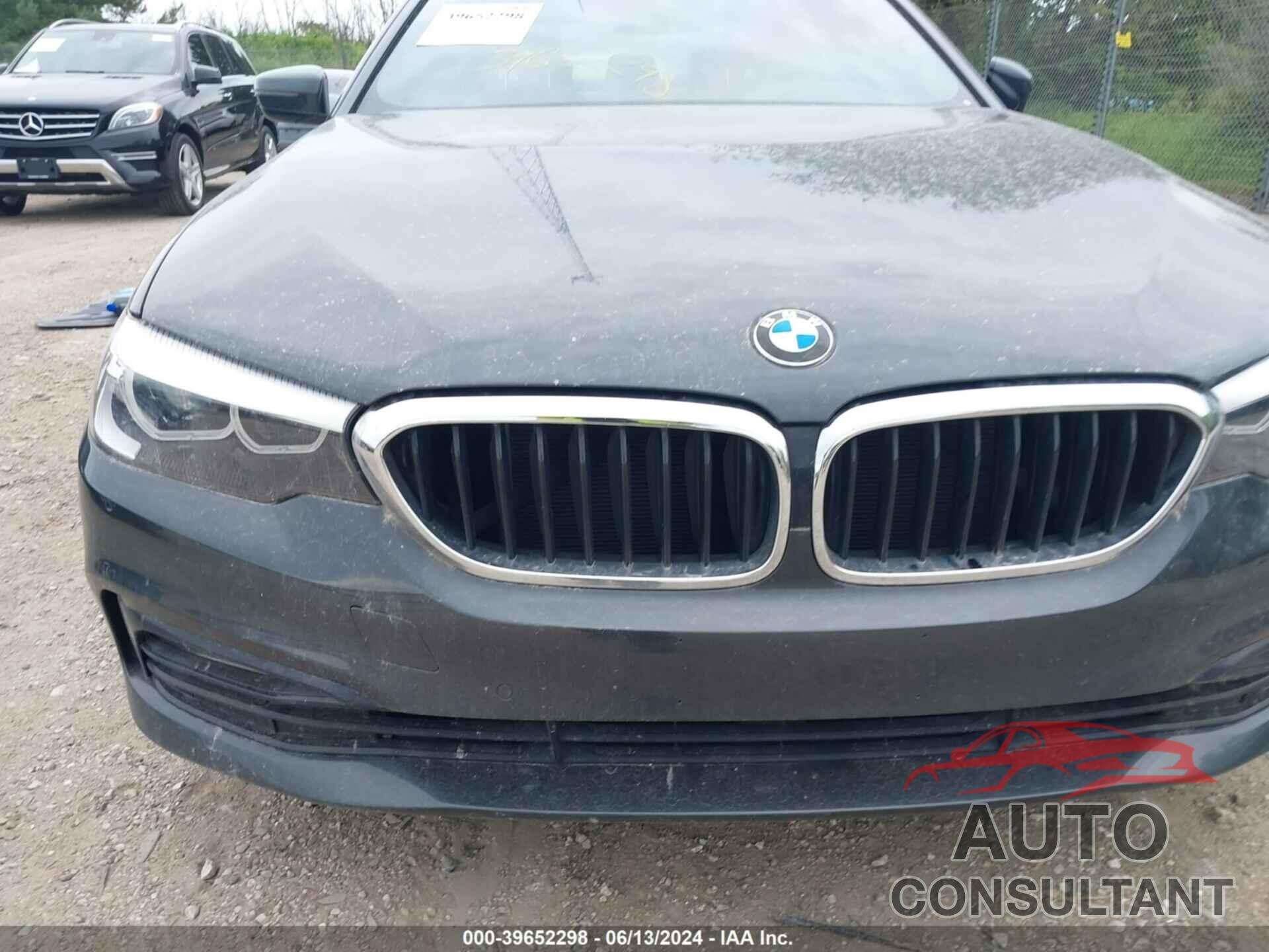 BMW 530I 2018 - WBAJA5C56JWA35811