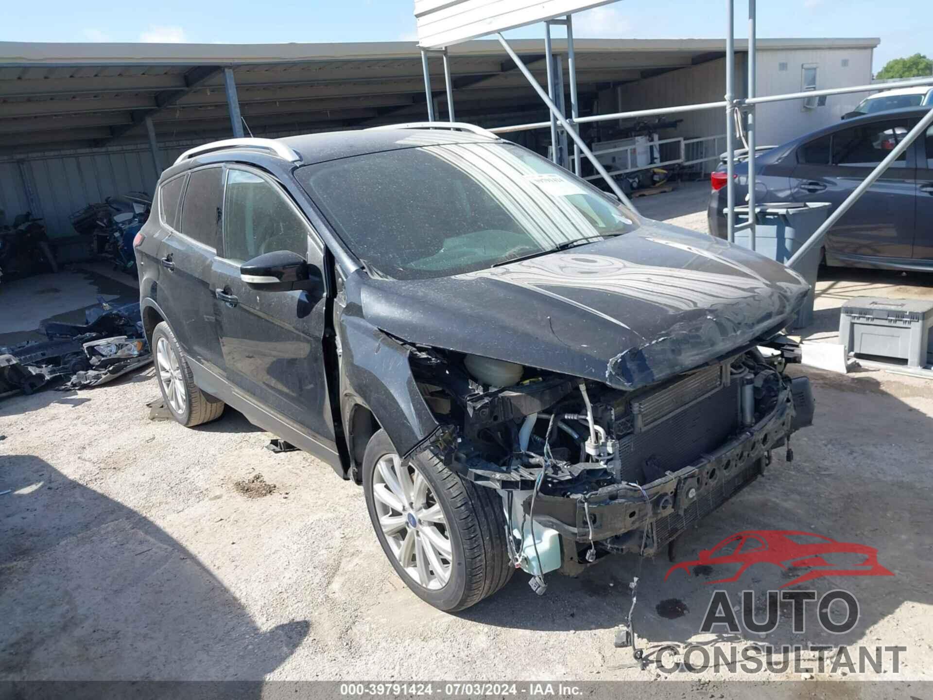 FORD ESCAPE 2017 - 1FMCU0JDXHUC28543