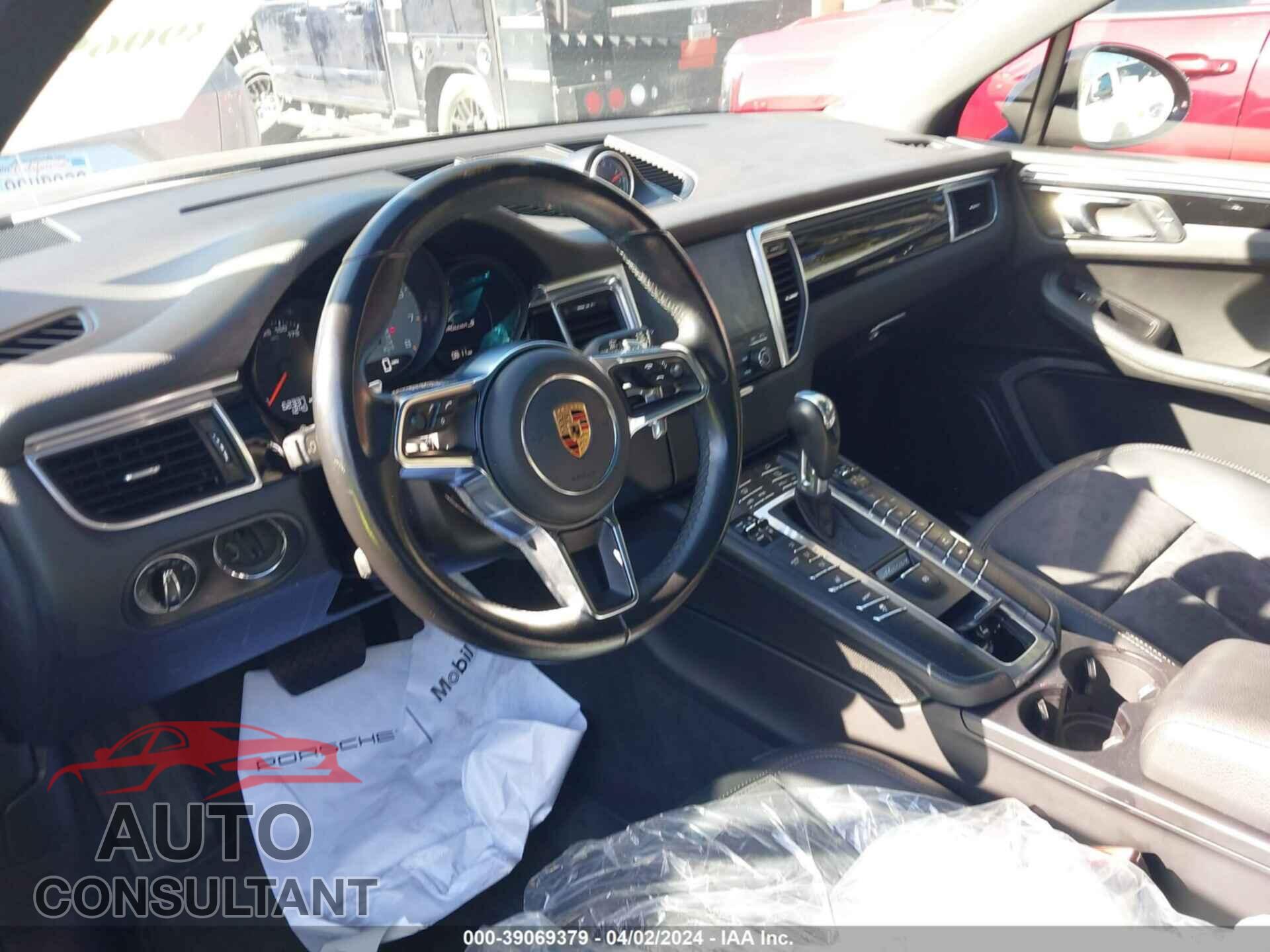 PORSCHE MACAN 2017 - WP1AB2A56HLB19667