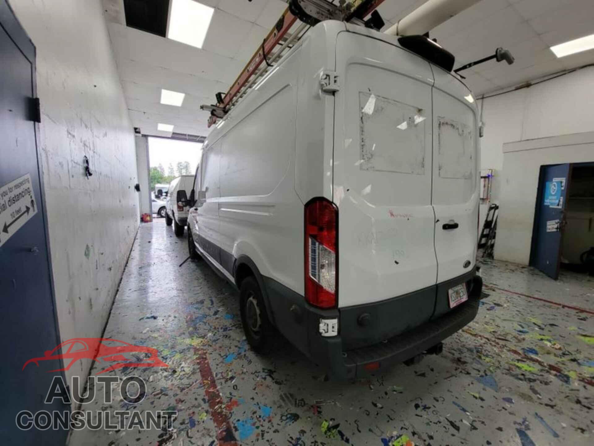 FORD TRANSIT 2019 - 1FTYR2CM2KKA17652