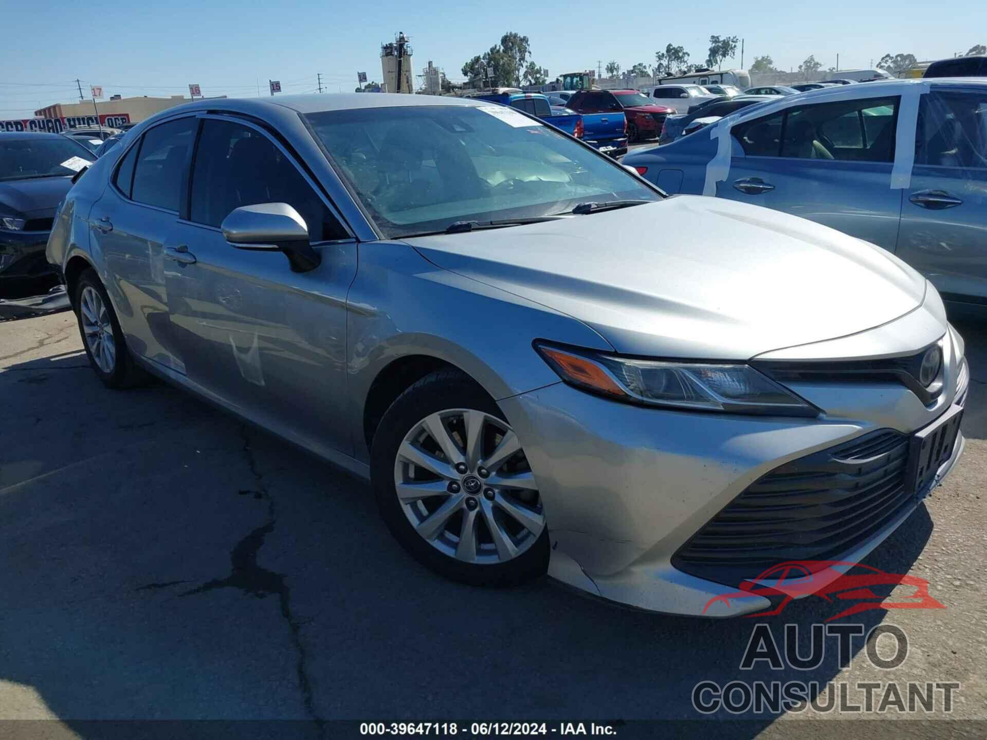 TOYOTA CAMRY 2018 - JTNB11HK3J3046452