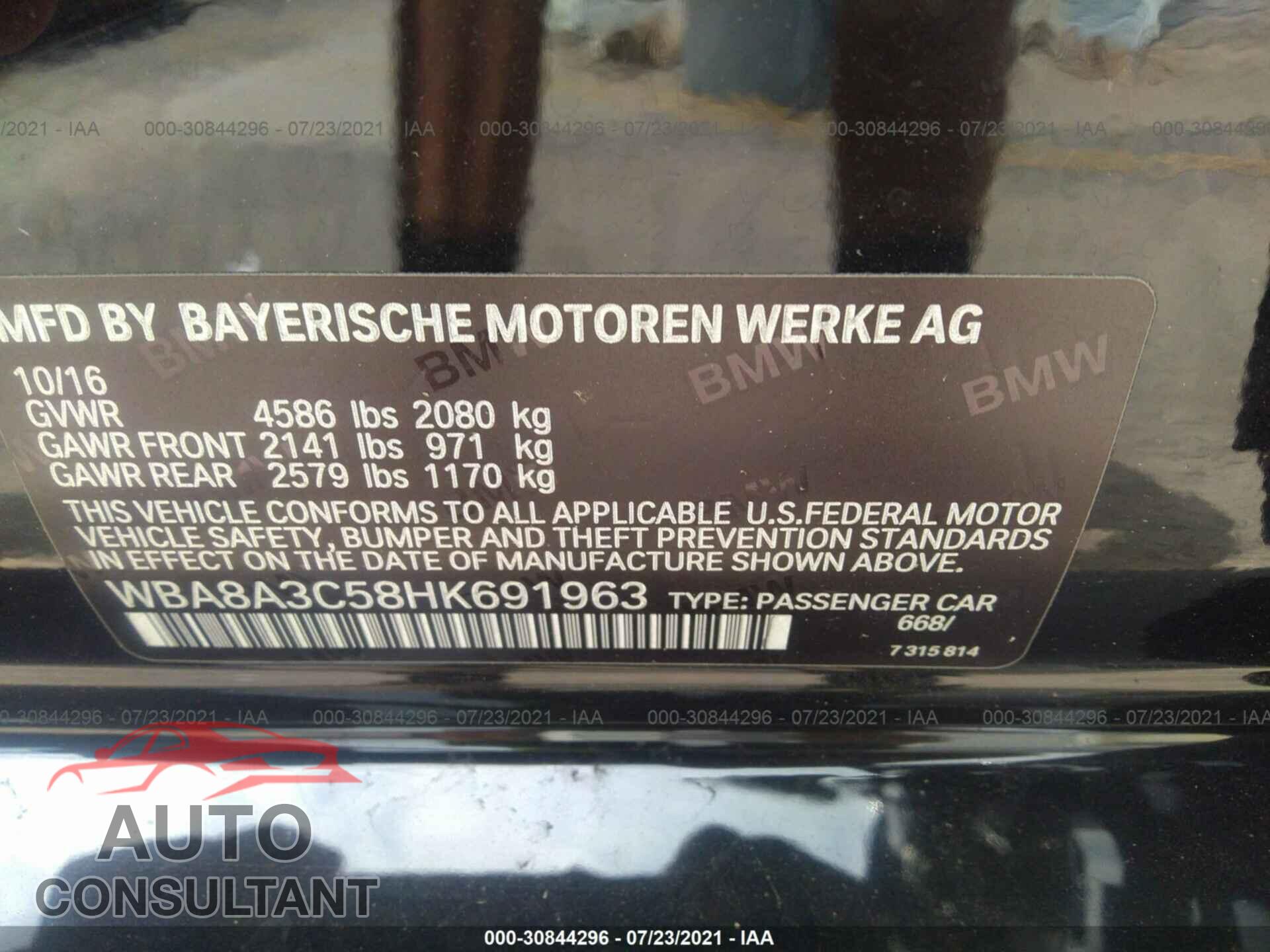 BMW 3 SERIES 2017 - WBA8A3C58HK691963