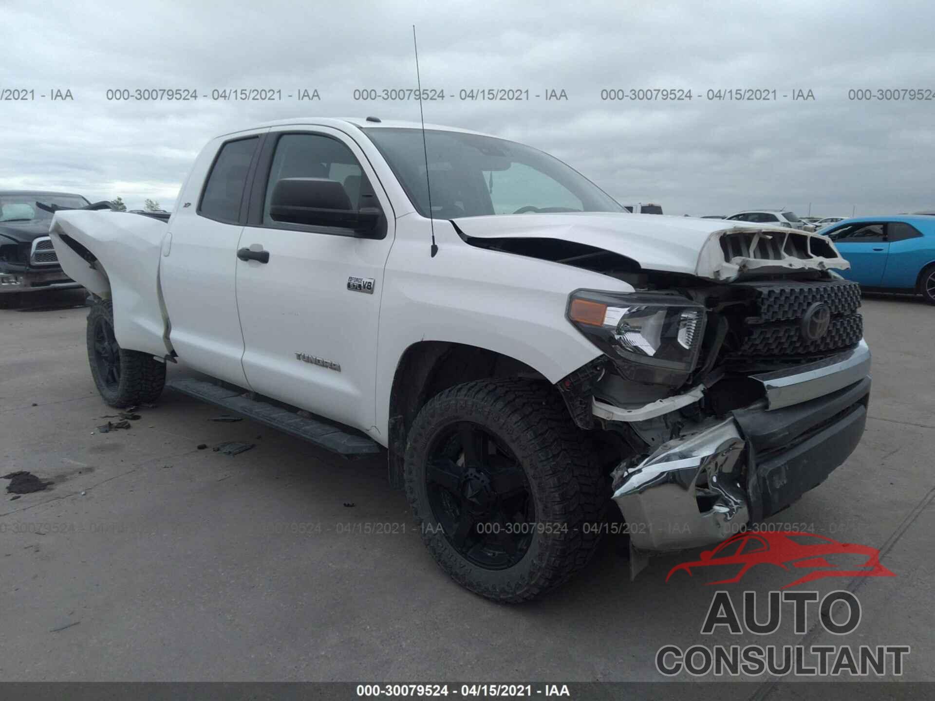 TOYOTA TUNDRA 4WD 2018 - 5TFUW5F17JX726623