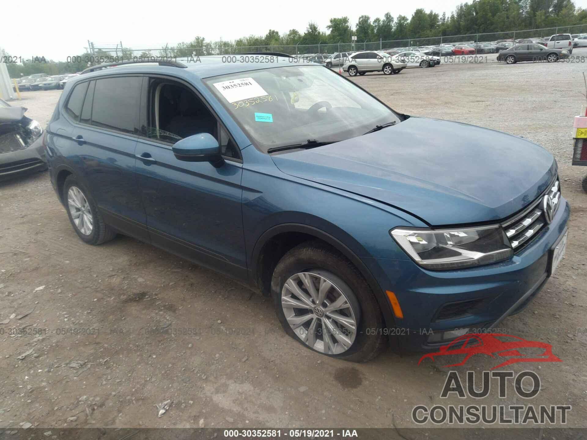 VOLKSWAGEN TIGUAN 2018 - 3VV1B7AX7JM033337