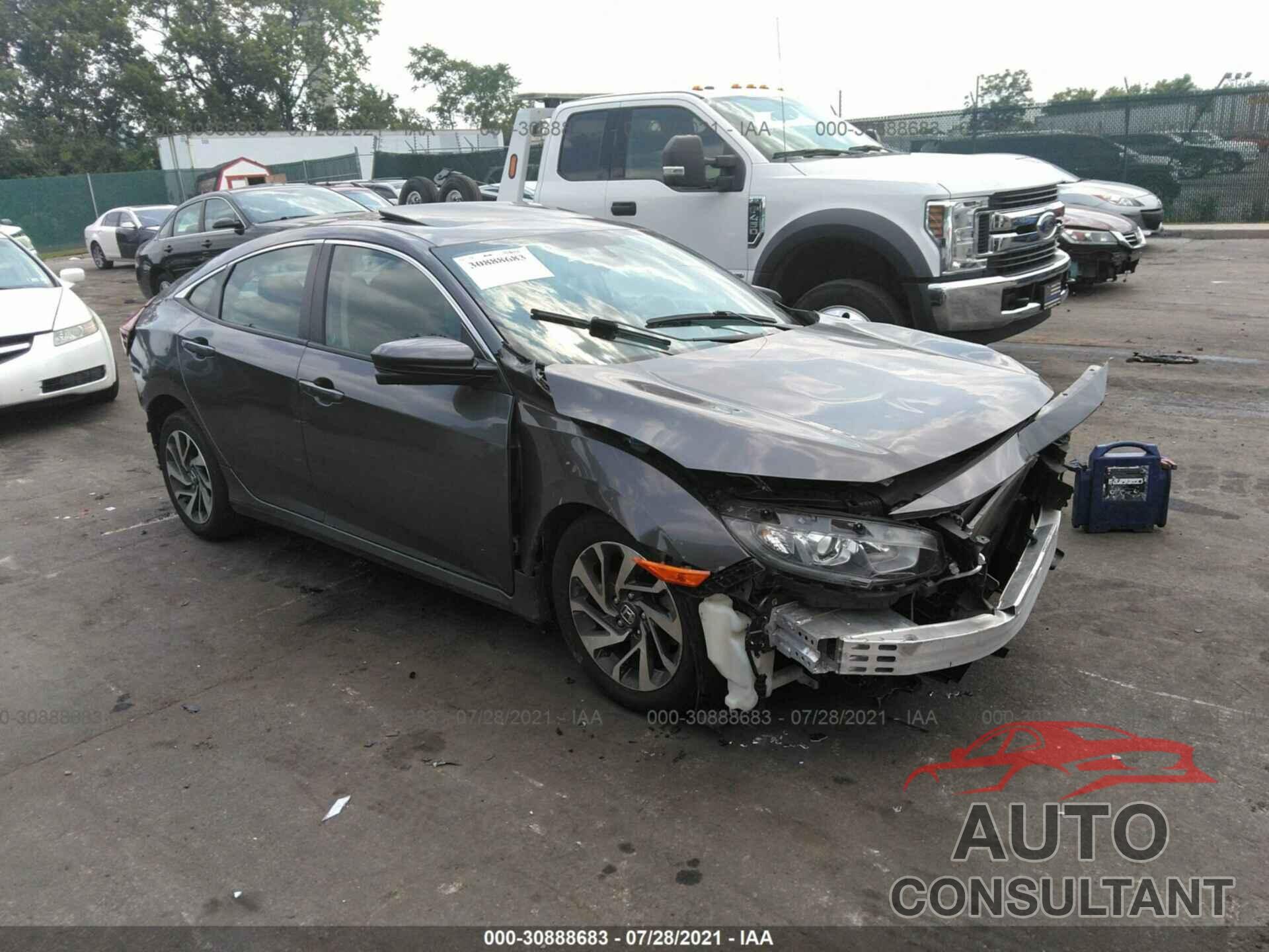 HONDA CIVIC SEDAN 2018 - 2HGFC2F72JH551417