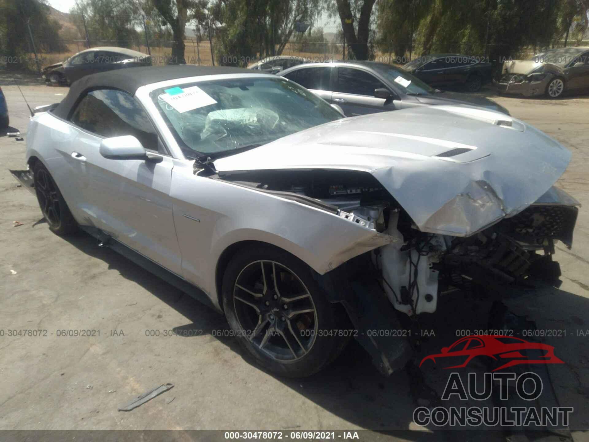 FORD MUSTANG 2018 - 1FATP8UH4J5110275