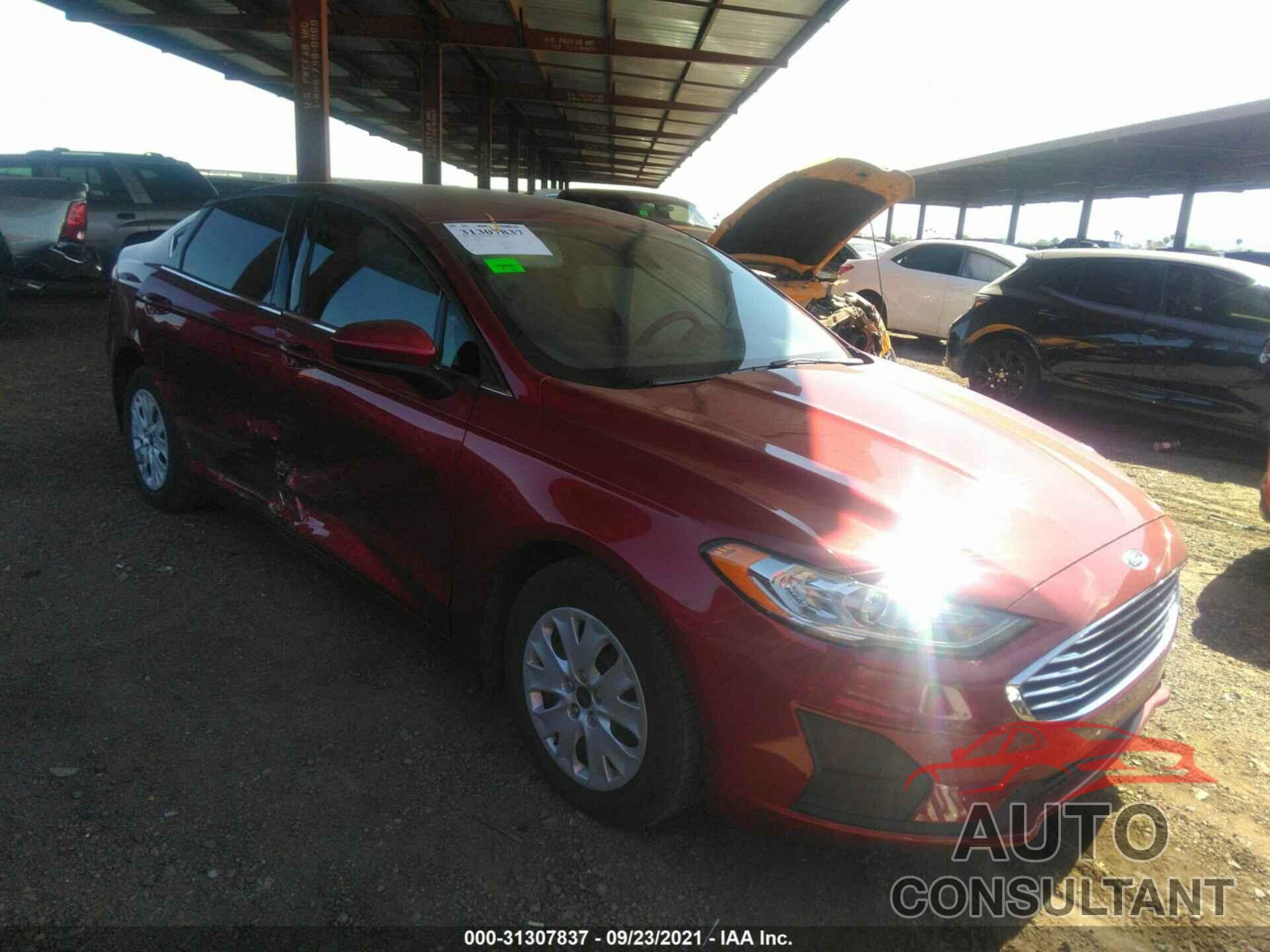 FORD FUSION 2019 - 3FA6P0G79KR135415