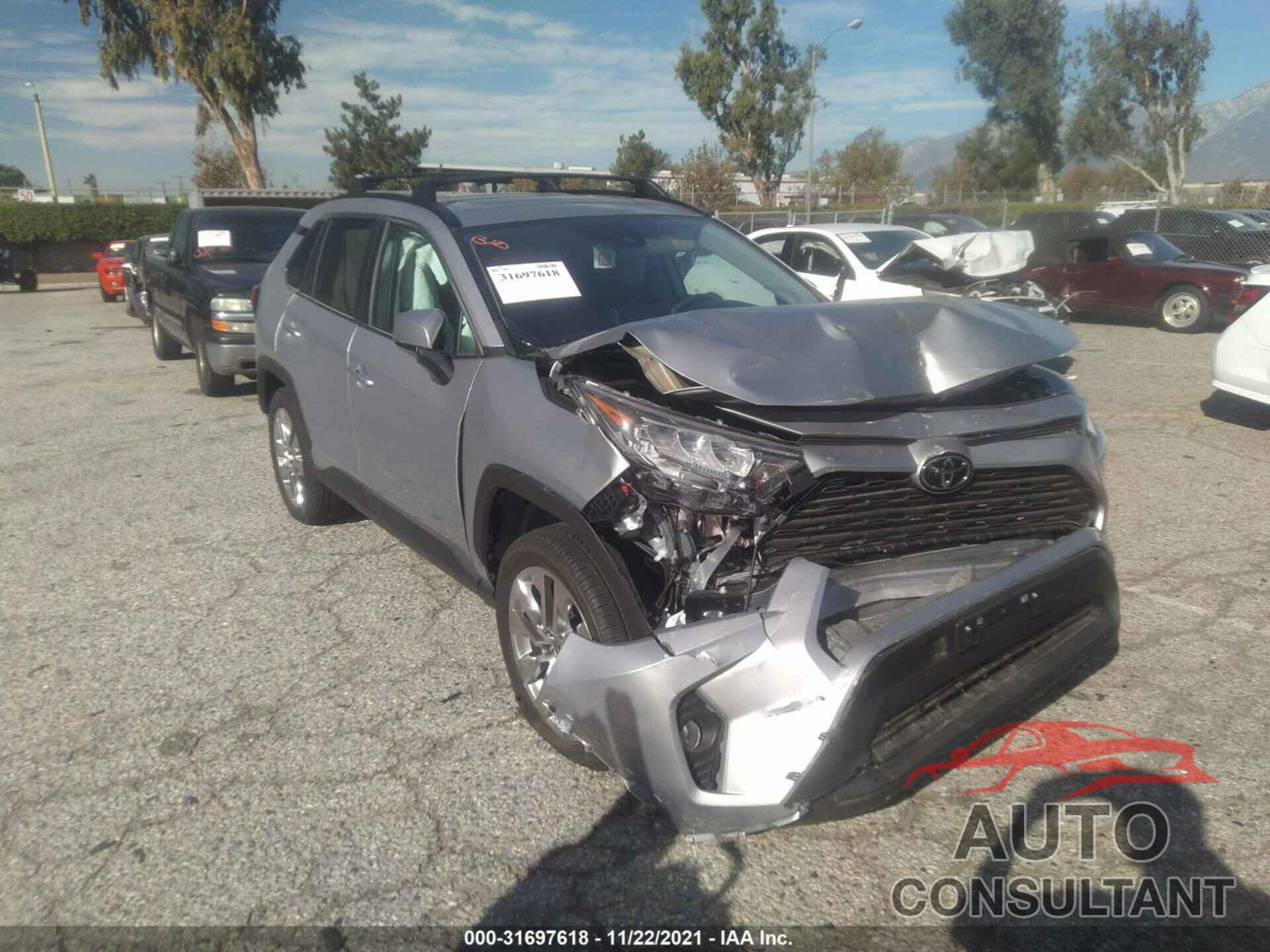 TOYOTA RAV4 2021 - 2T3A1RFV7MC228394