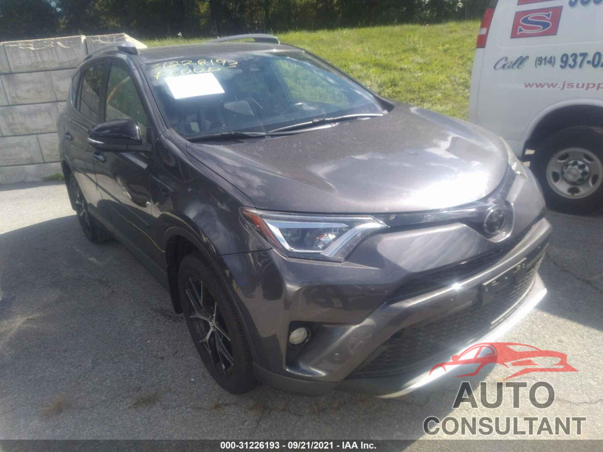 TOYOTA RAV4 2016 - JTMJFREV2GJ075086
