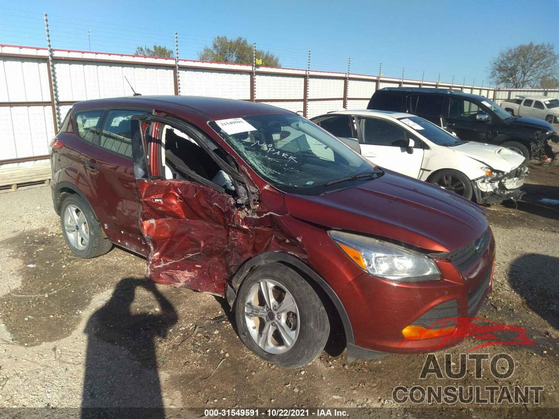 FORD ESCAPE 2016 - 1FMCU0F74GUC19600