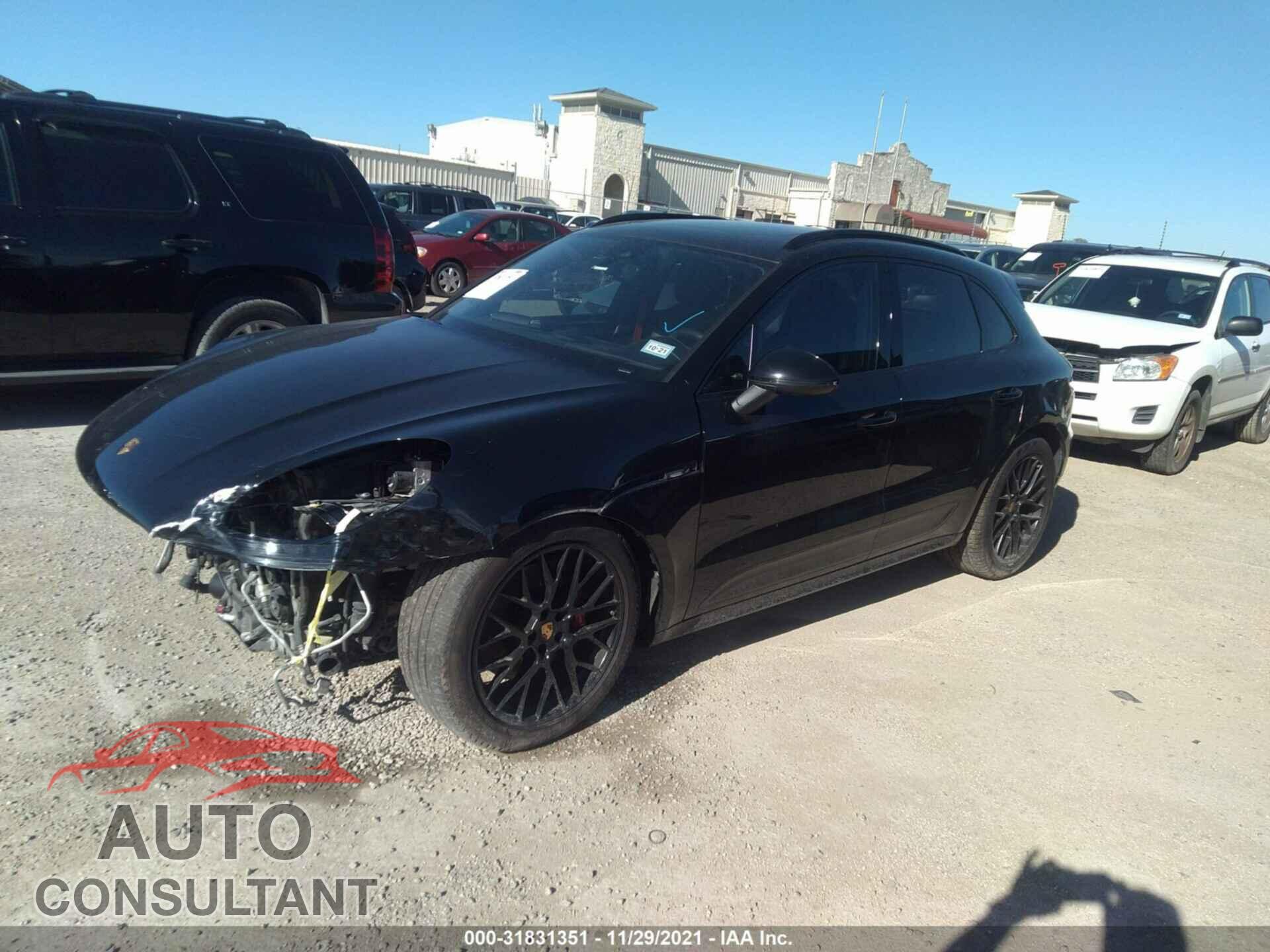 PORSCHE MACAN 2018 - WP1AG2A5XJLB64330