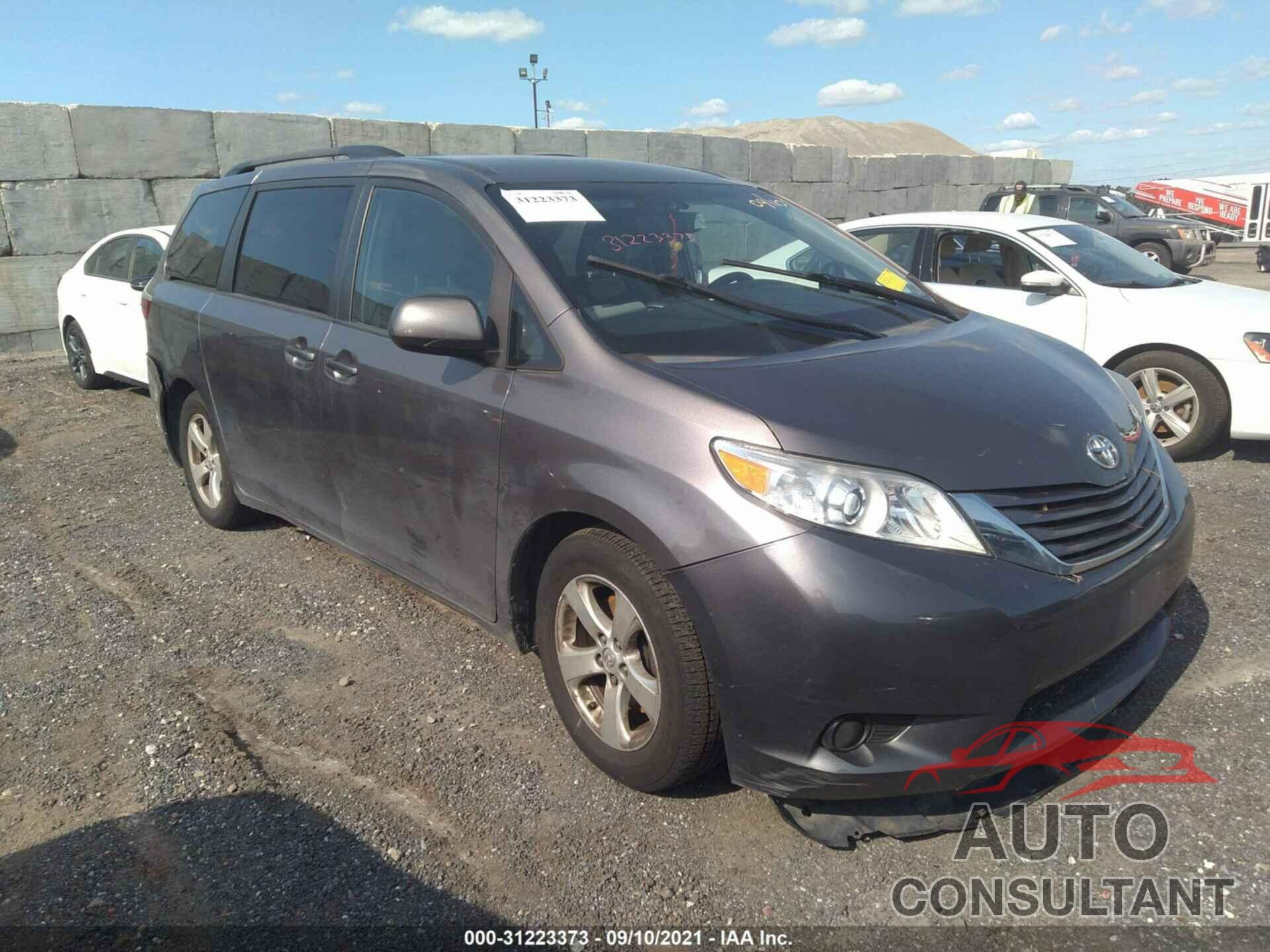 TOYOTA SIENNA 2016 - 5TDKK3DC3GS718965