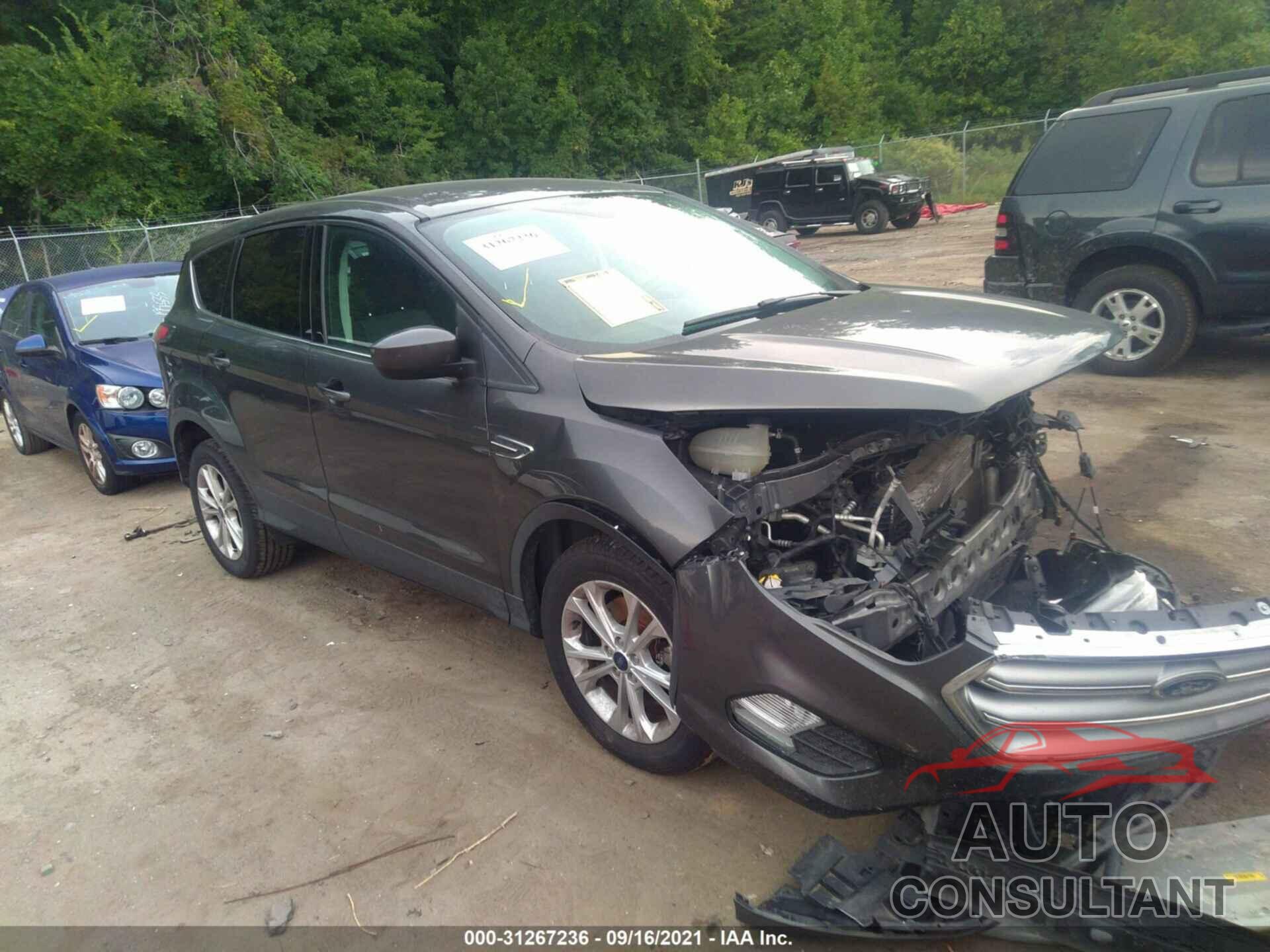 FORD ESCAPE 2017 - 1FMCU9GD2HUB30313
