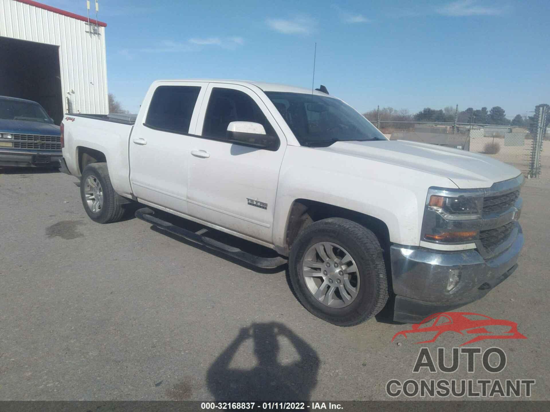 CHEVROLET SILVERADO 1500 2018 - 3GCUKREC0JG383163