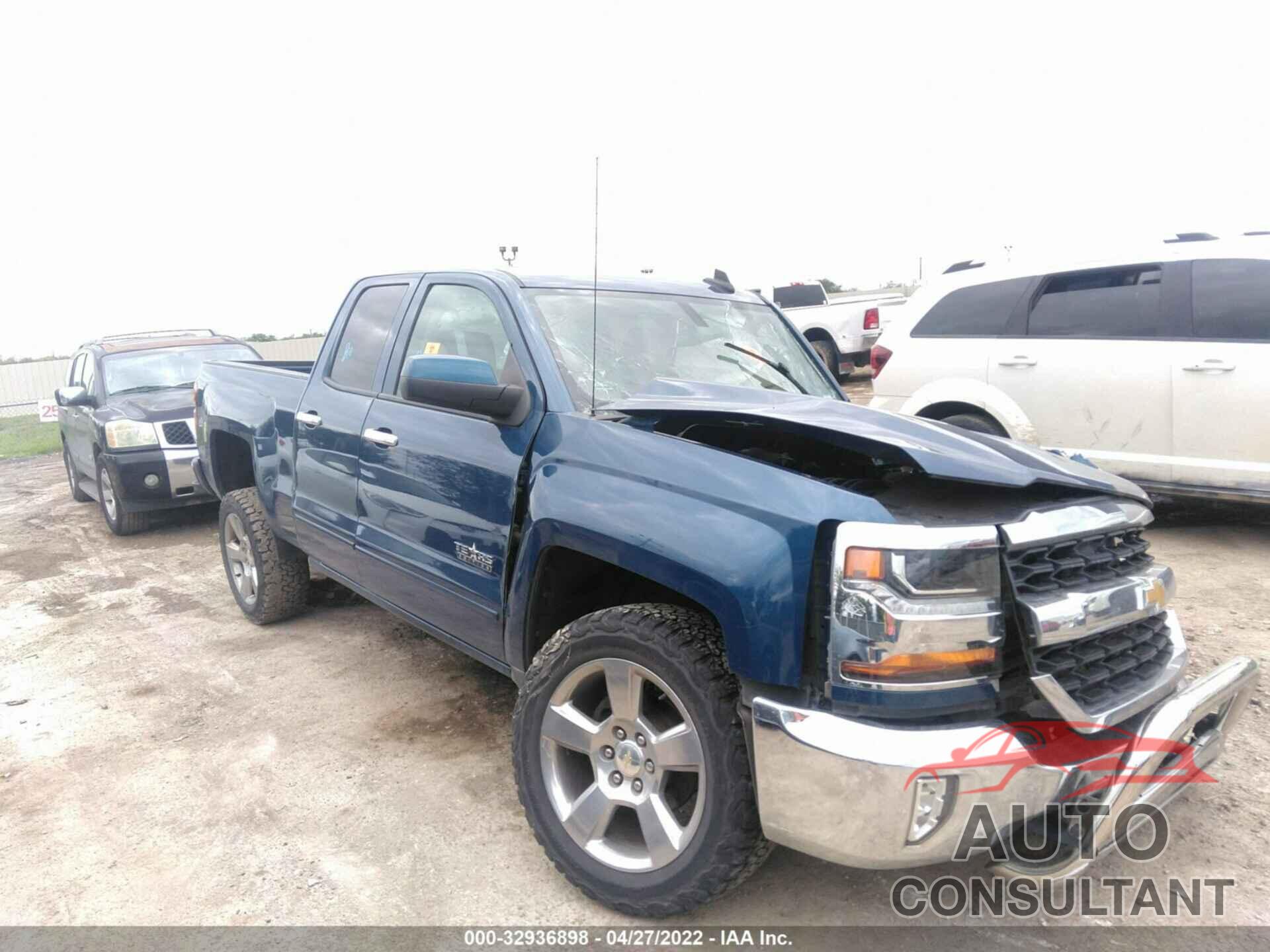 CHEVROLET SILVERADO 1500 2017 - 1GCRCREC7HZ289570