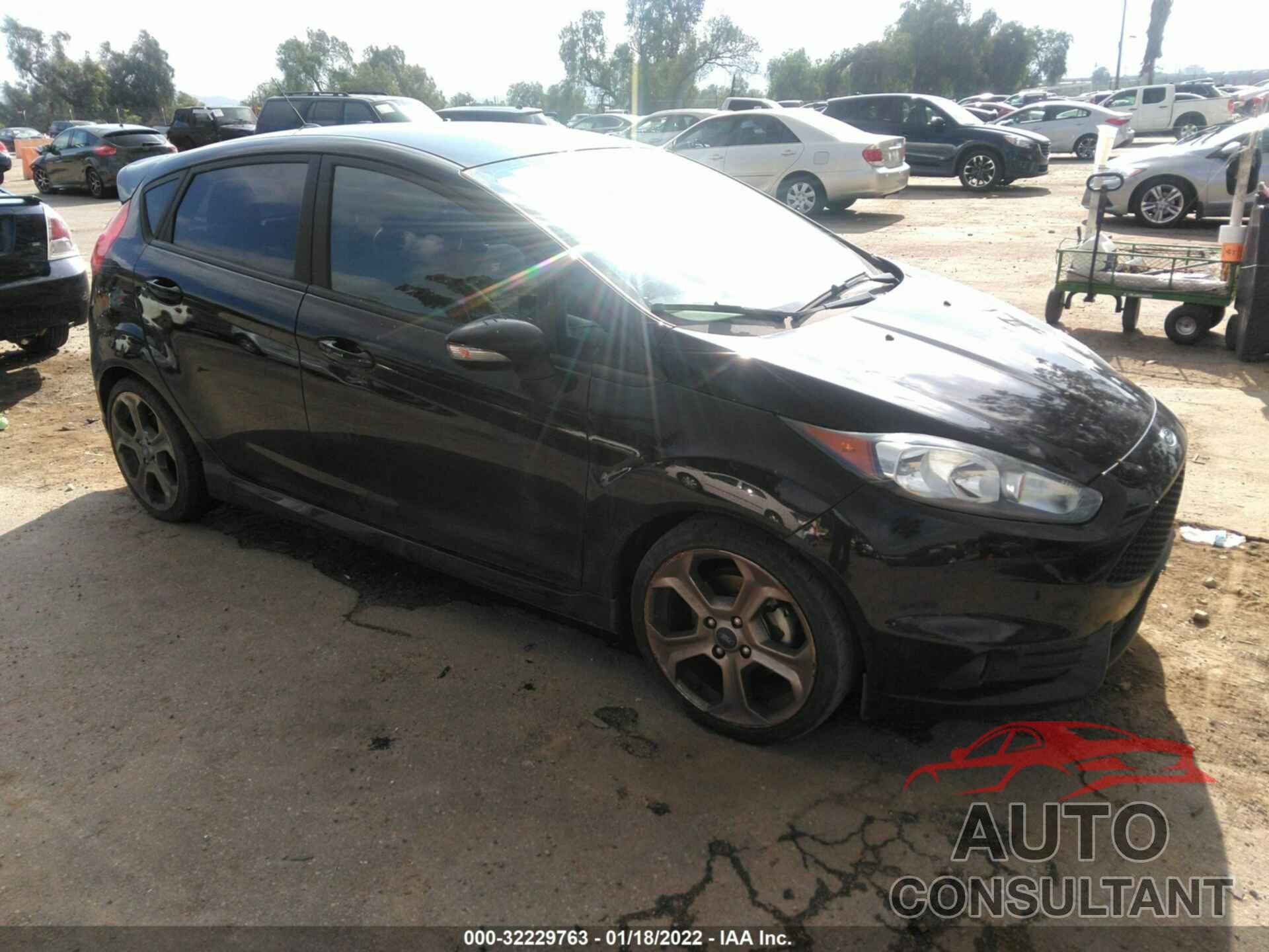 FORD FIESTA 2017 - 3FADP4GX4HM104285