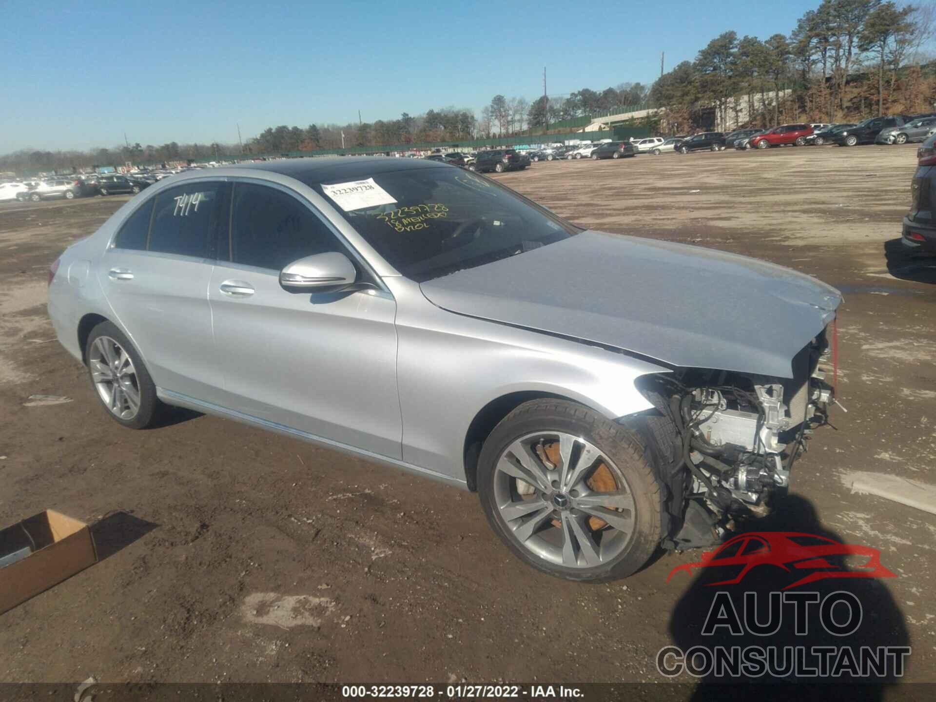 MERCEDES-BENZ C-CLASS 2018 - 55SWF4KB1JU281368