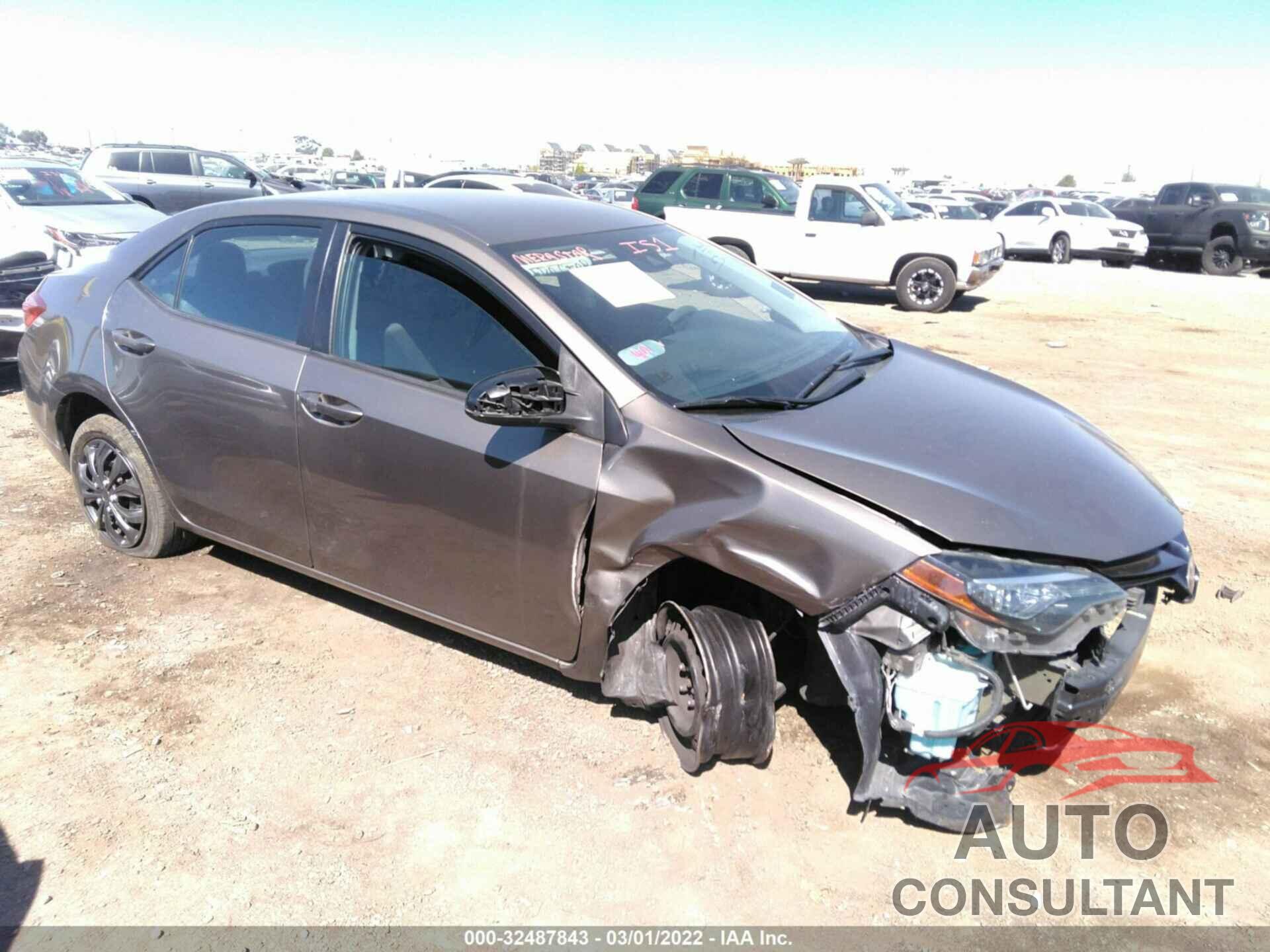 TOYOTA COROLLA 2017 - 5YFBURHE8HP701789
