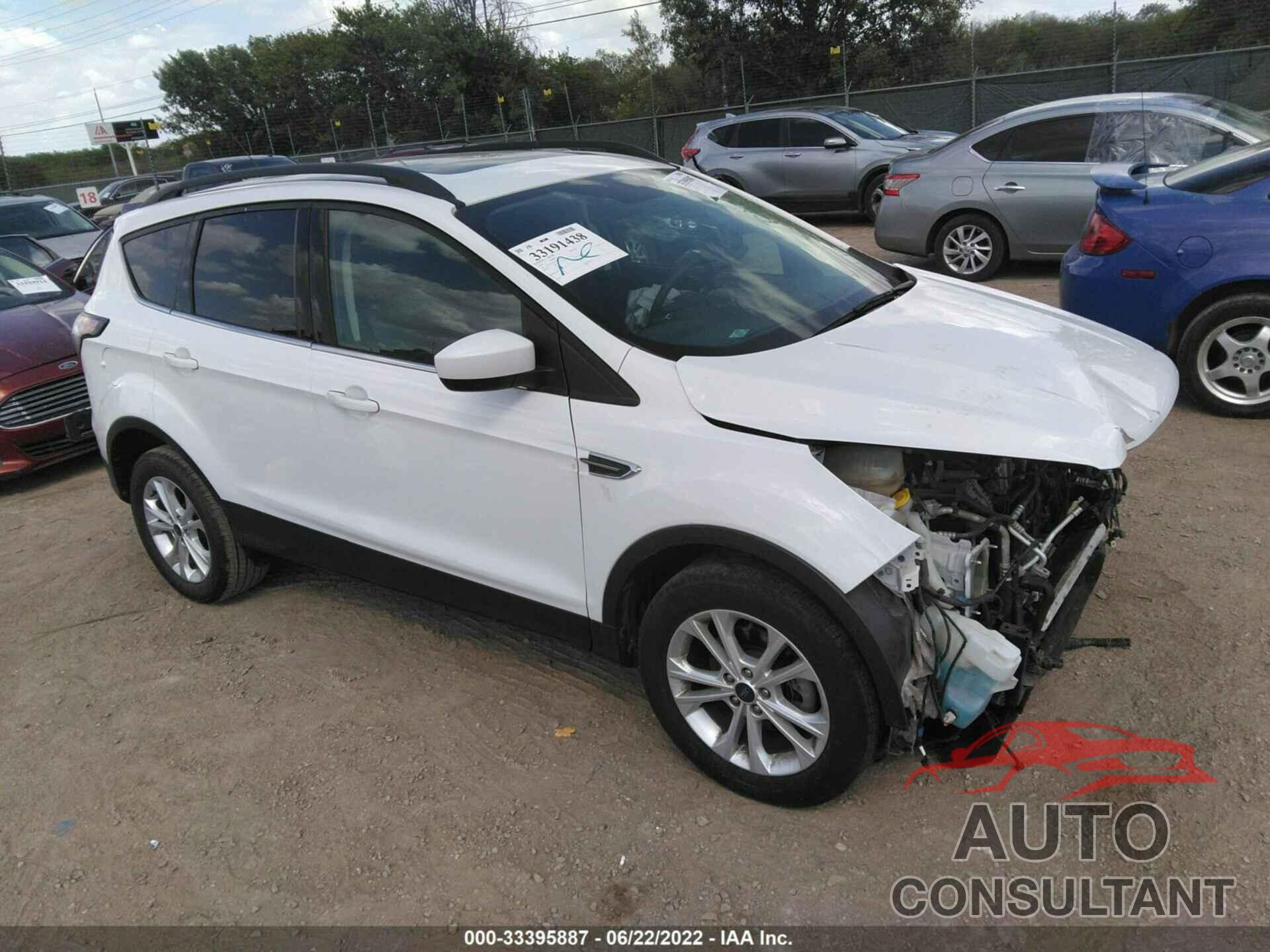 FORD ESCAPE 2018 - 1FMCU0GD2JUB45623