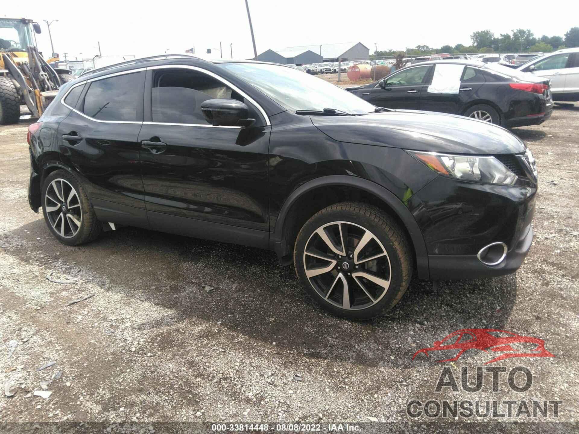 NISSAN ROGUE SPORT 2017 - JN1BJ1CR8HW118928