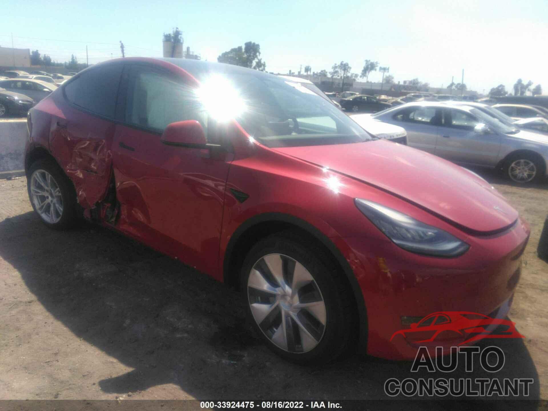 TESLA MODEL Y 2021 - 5YJYGDEE4MF089430