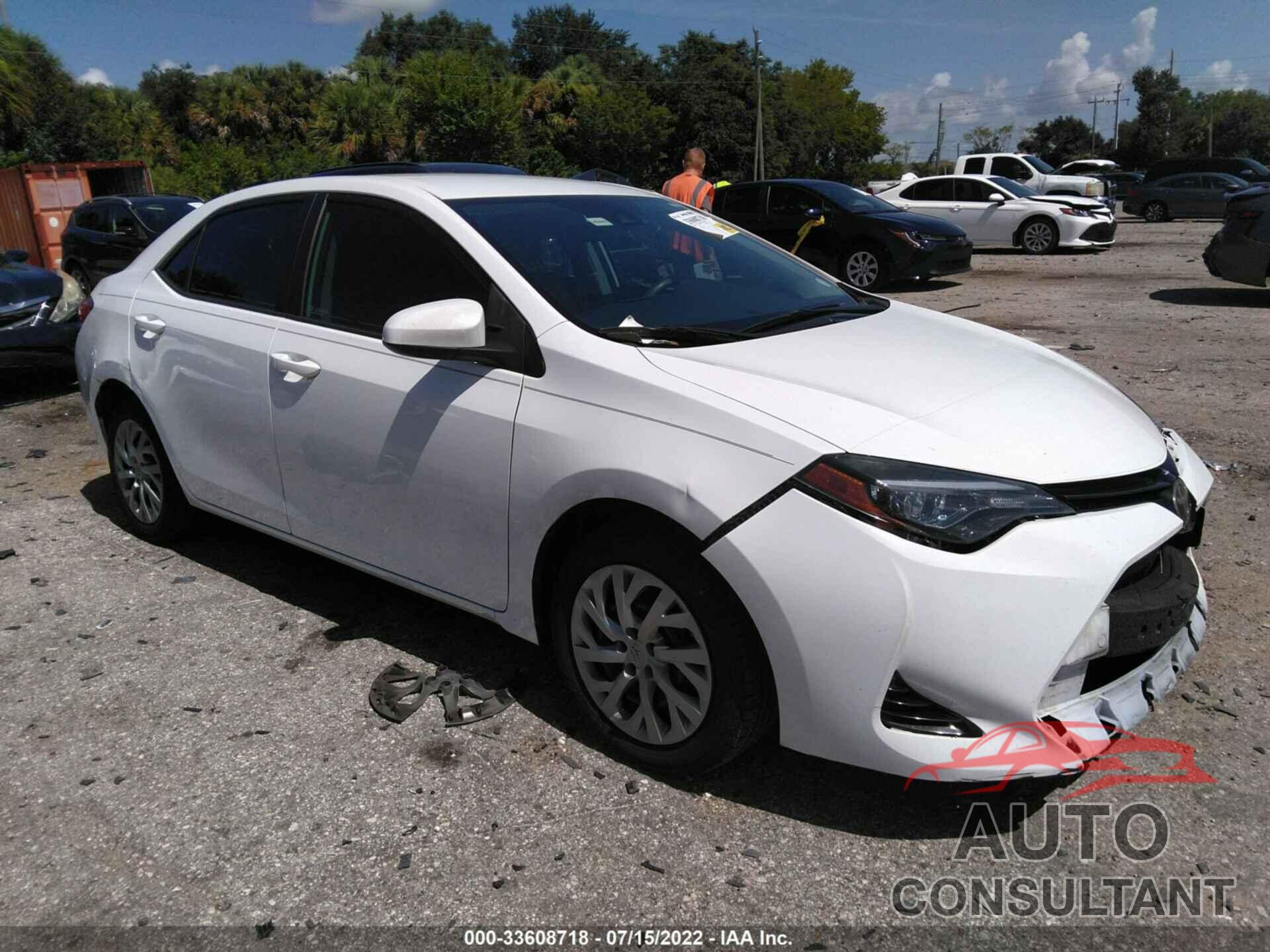 TOYOTA COROLLA 2017 - 5YFBURHE9HP696683