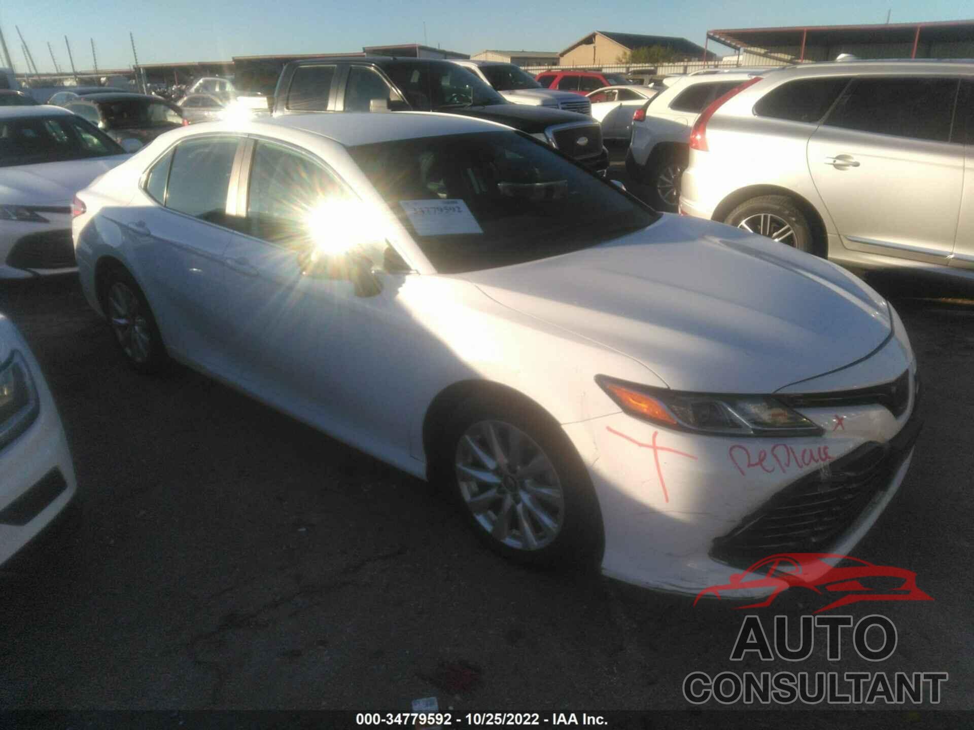 TOYOTA CAMRY 2019 - 4T1B11HK6KU242185