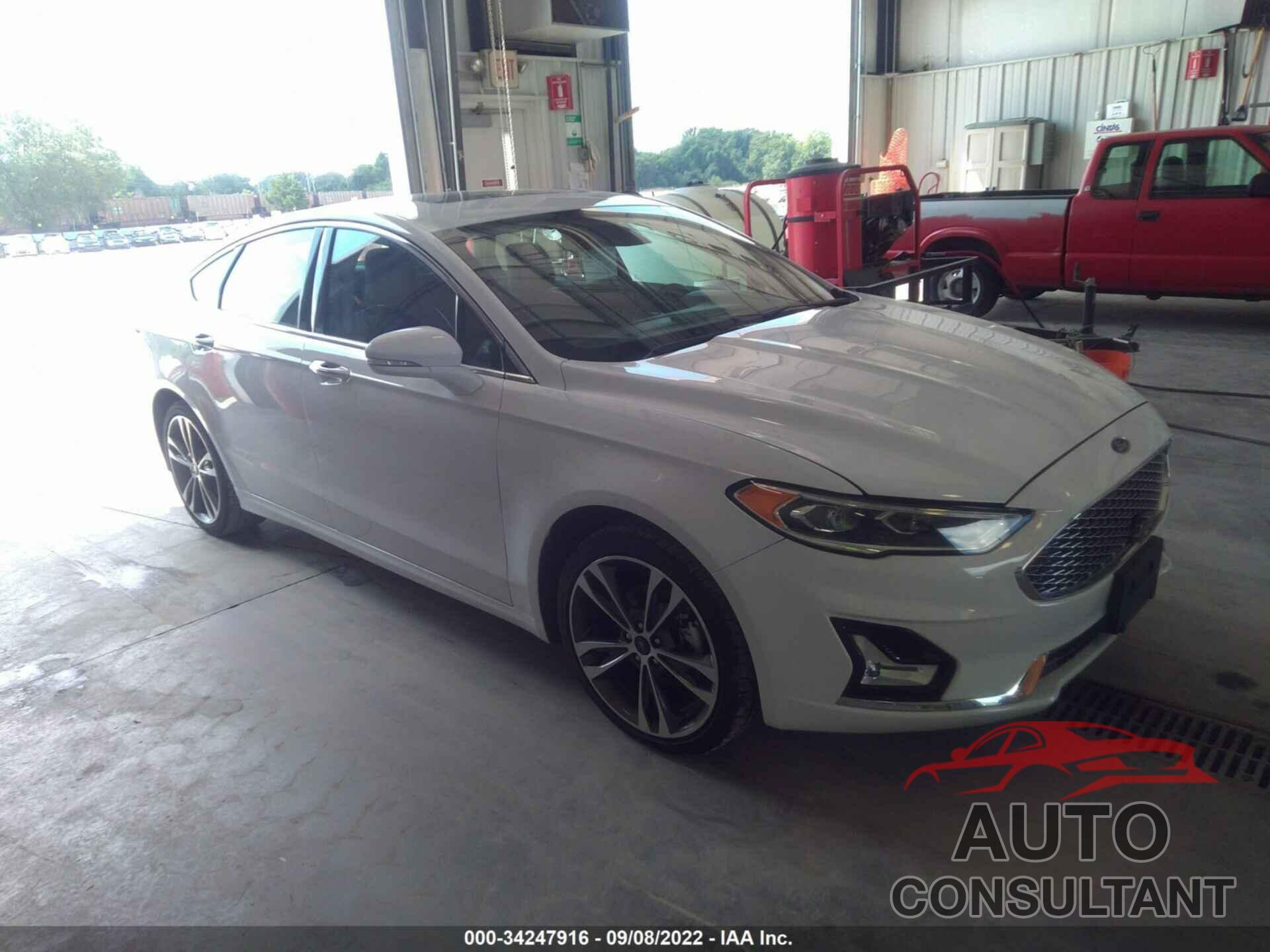 FORD FUSION 2019 - 3FA6P0K95KR259870